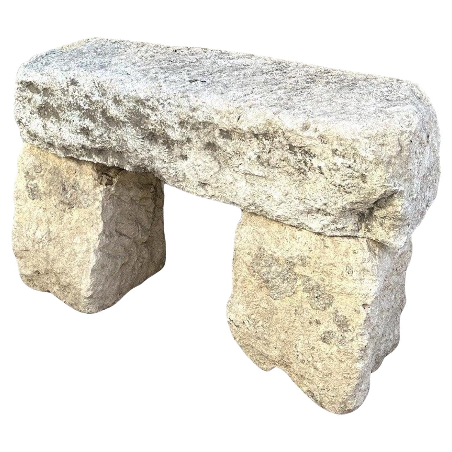 Piedra tallada a mano Asiento rústico de banco de jardín Elemento decorativo Bodega de granja