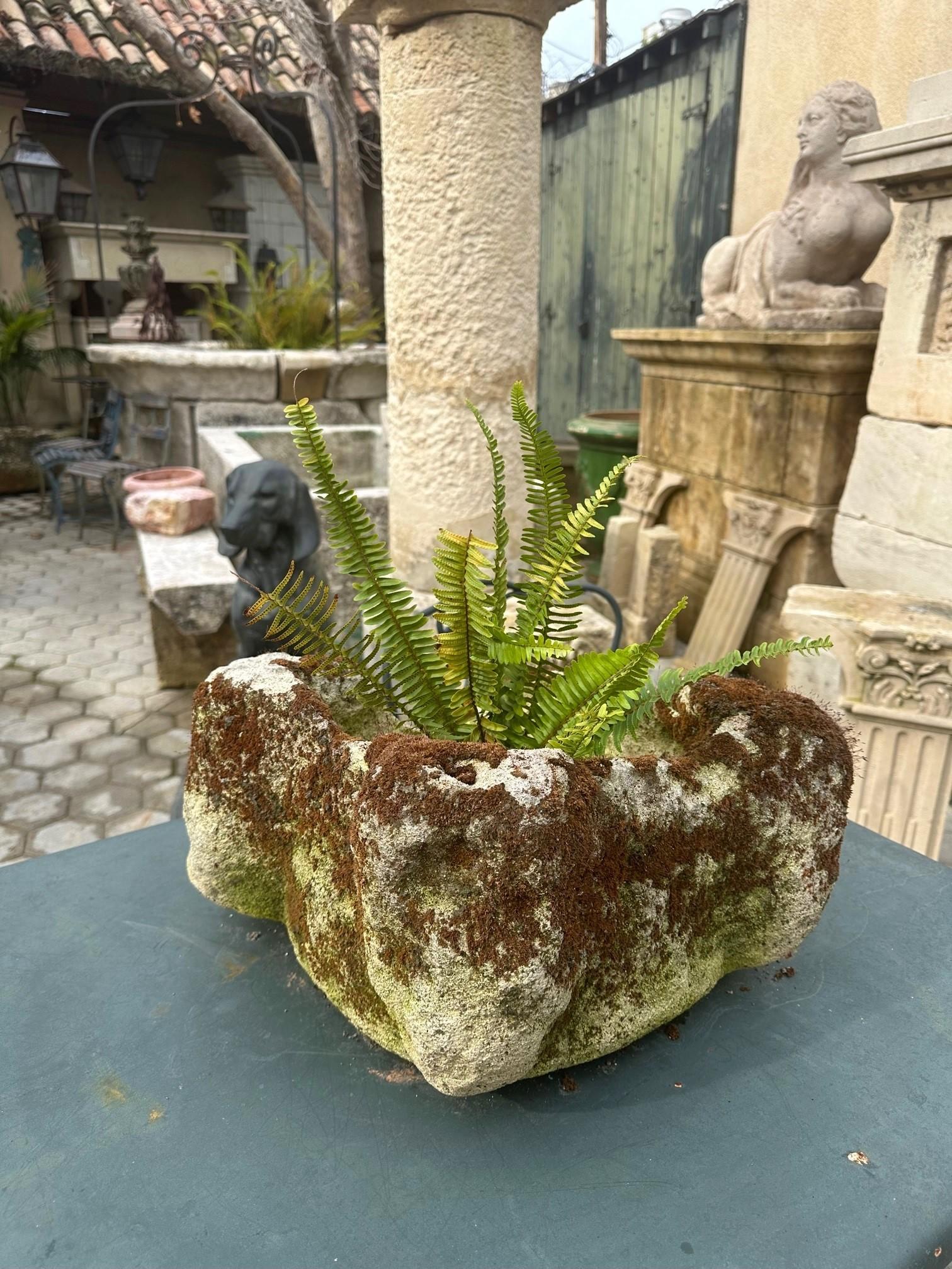 Hand Carved Stone Vide poche Basin Jardinière bowl planter vessel sink Antiques . 17th C. Possibly earlier Gothic Container . A Water Trough Benitier in a small Chapel in the South of France . having a nicely textured surface with Carved 4 corners