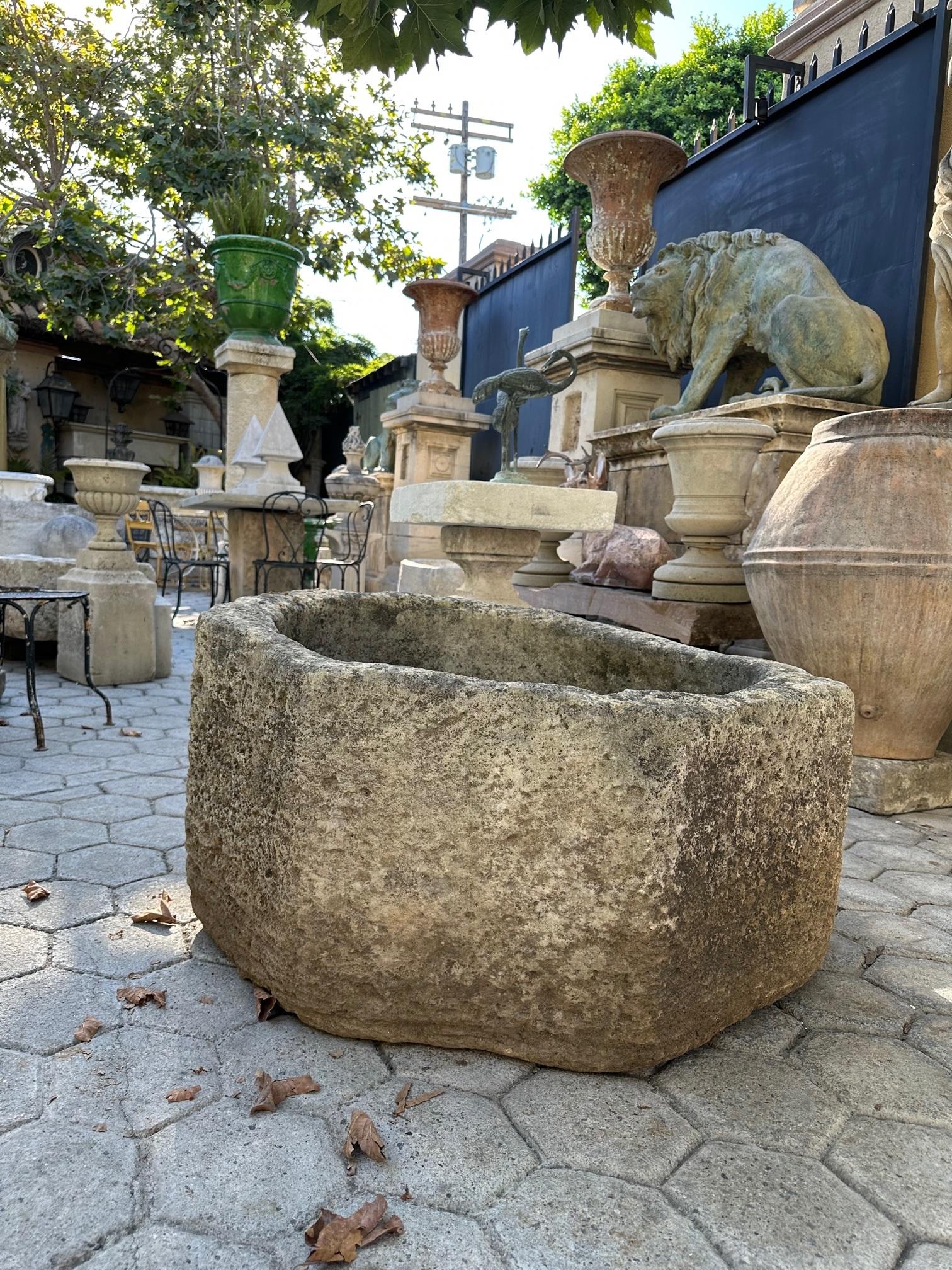 Hand Carved Stone Wellhead center Fountain Basin Antique Fire Pit planter LA CA For Sale 11