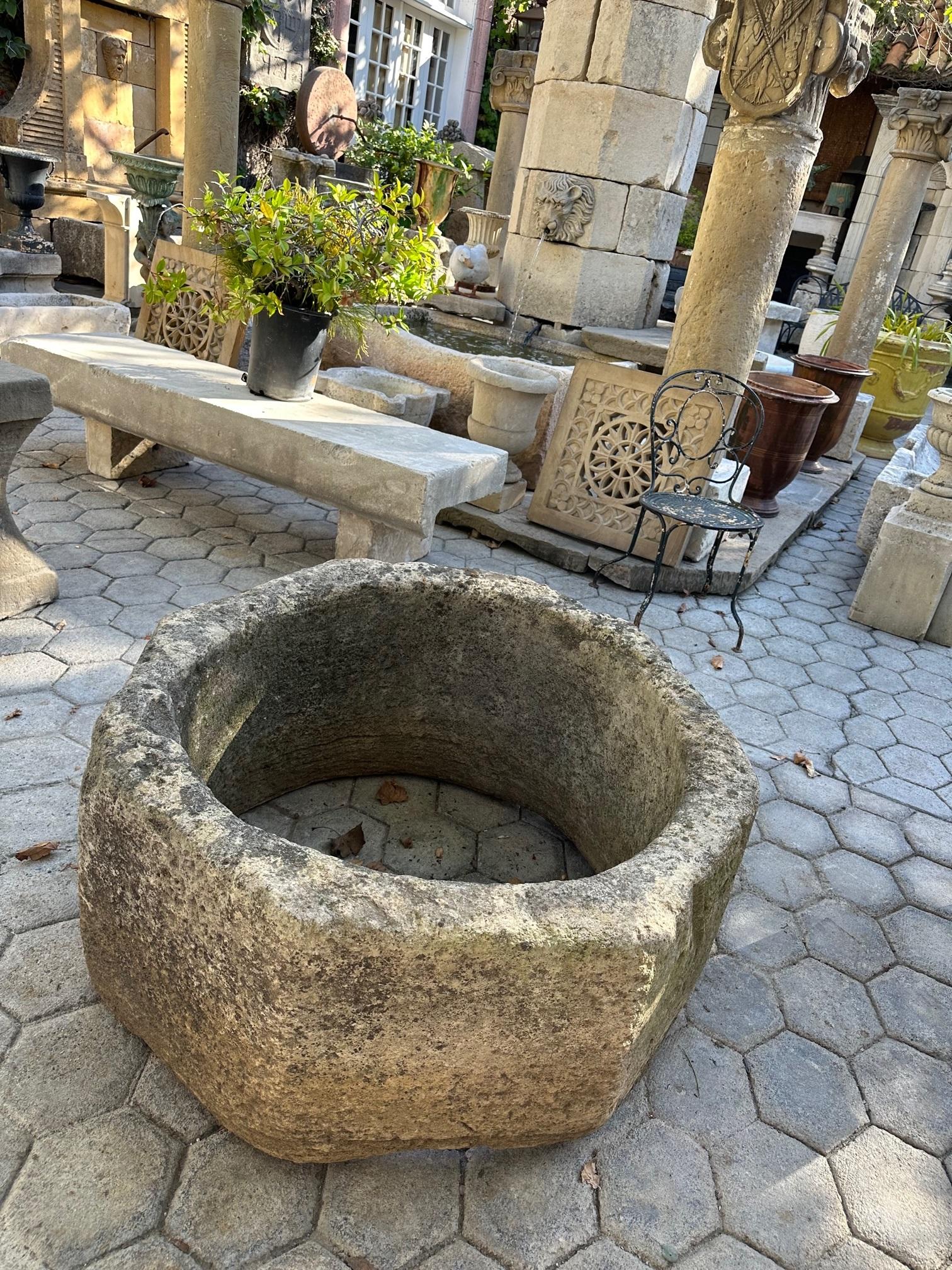 Hand Carved Stone Wellhead center Fountain Basin Antique Fire Pit planter LA CA For Sale 13