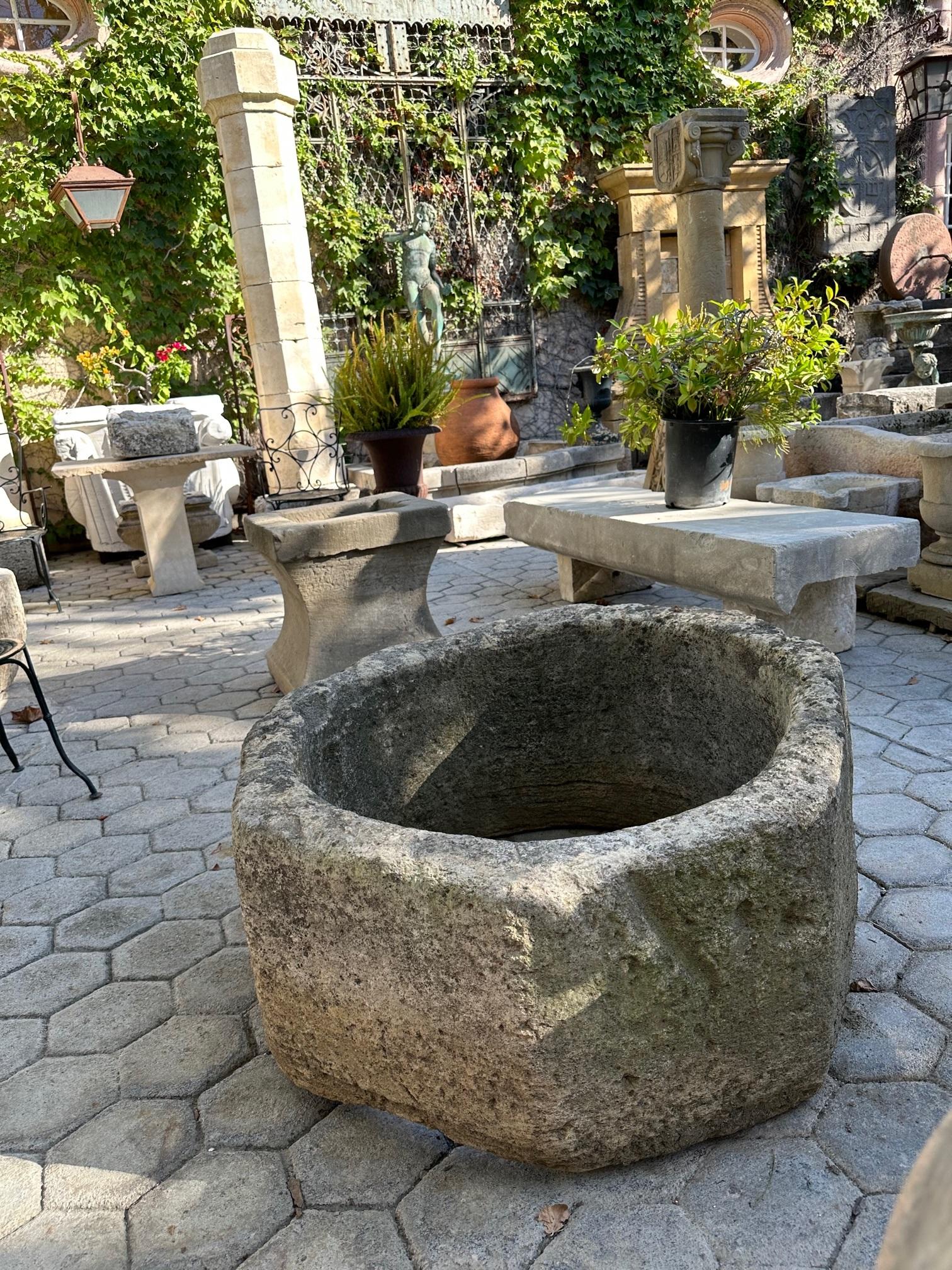 Hand Carved Stone Wellhead center Fountain Basin Antique Fire Pit planter LA CA For Sale 14