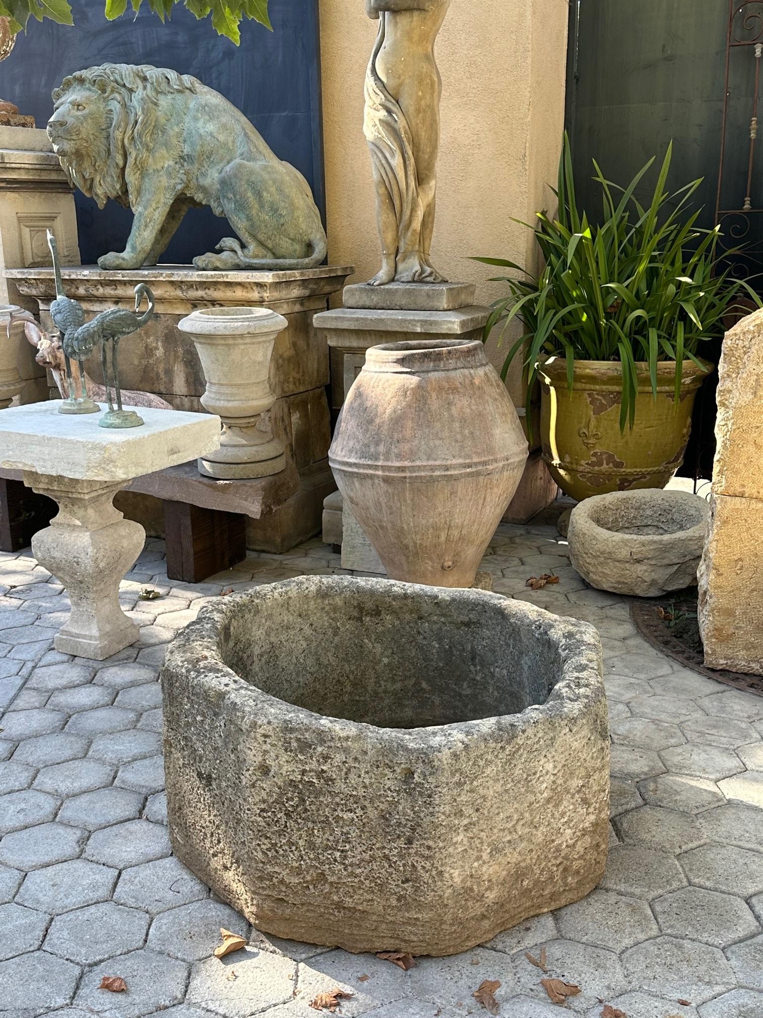 Hand Carved Stone Wellhead center Fountain Basin Antique Fire Pit planter LA CA For Sale 16