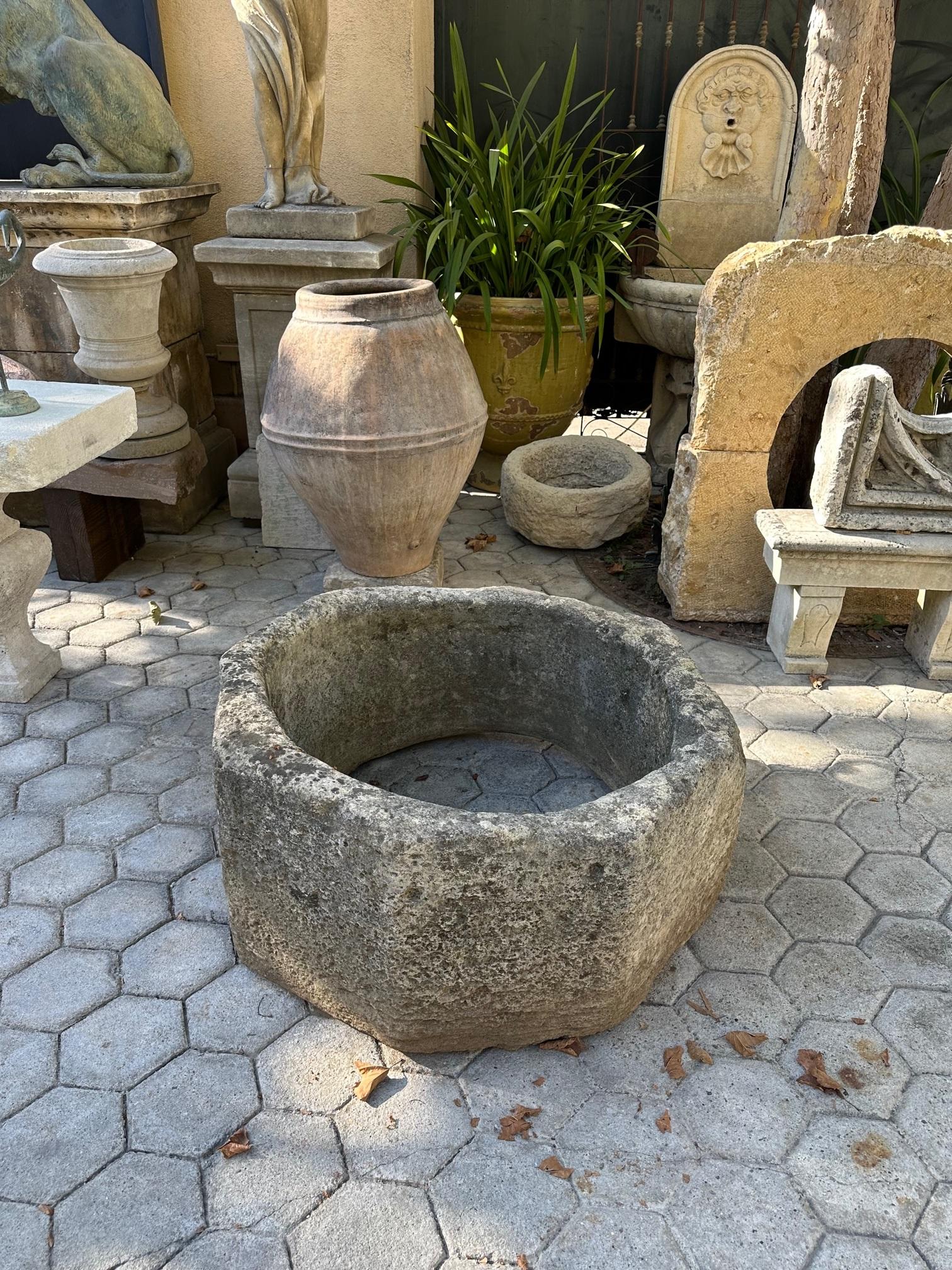 Hand Carved Stone Wellhead center Fountain Basin Antique Fire Pit planter LA CA For Sale 4