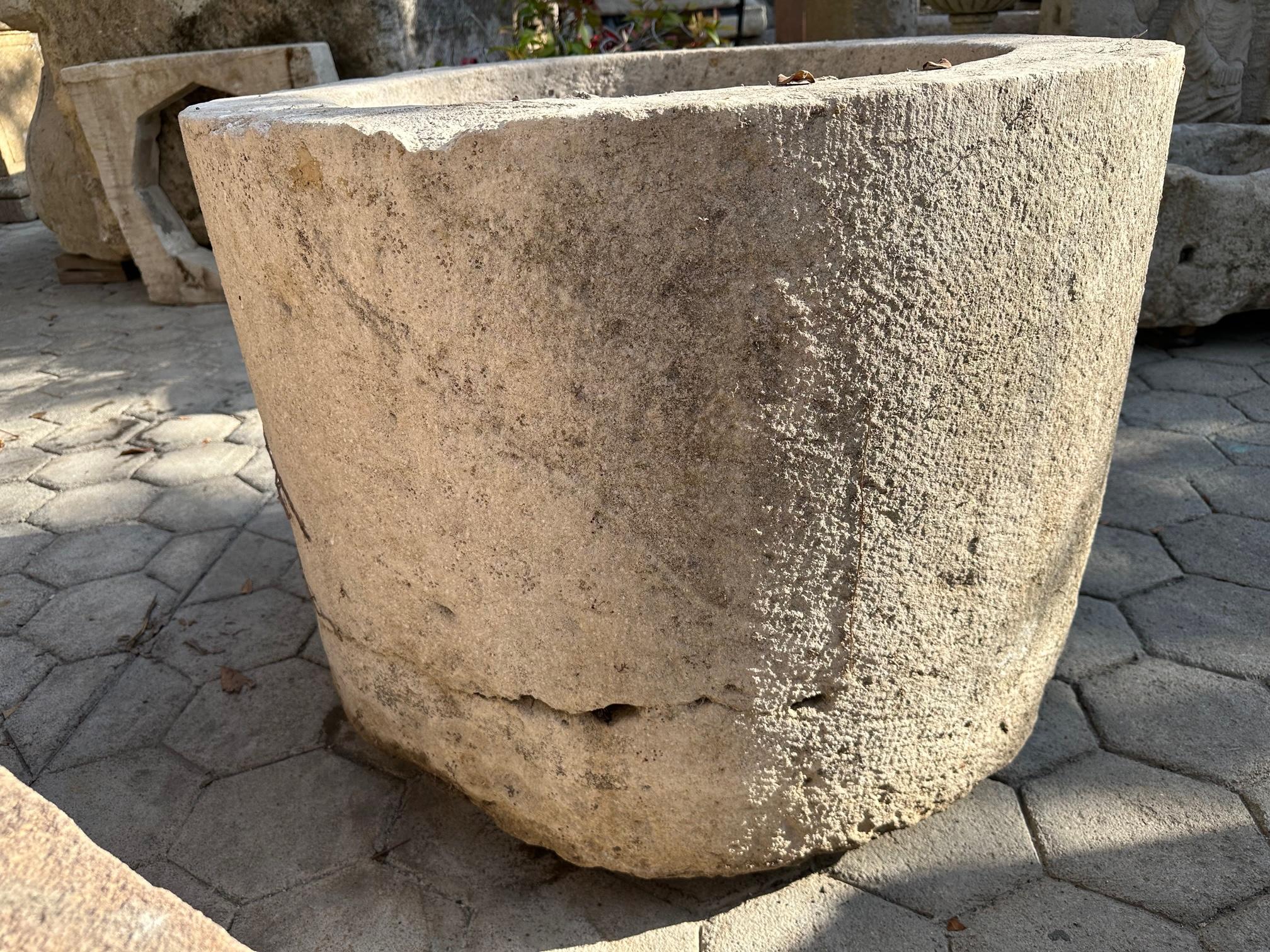 Hand Carved Stone Wellhead center Fountain Rustic Vessel Basin Antique Firepit  For Sale 6