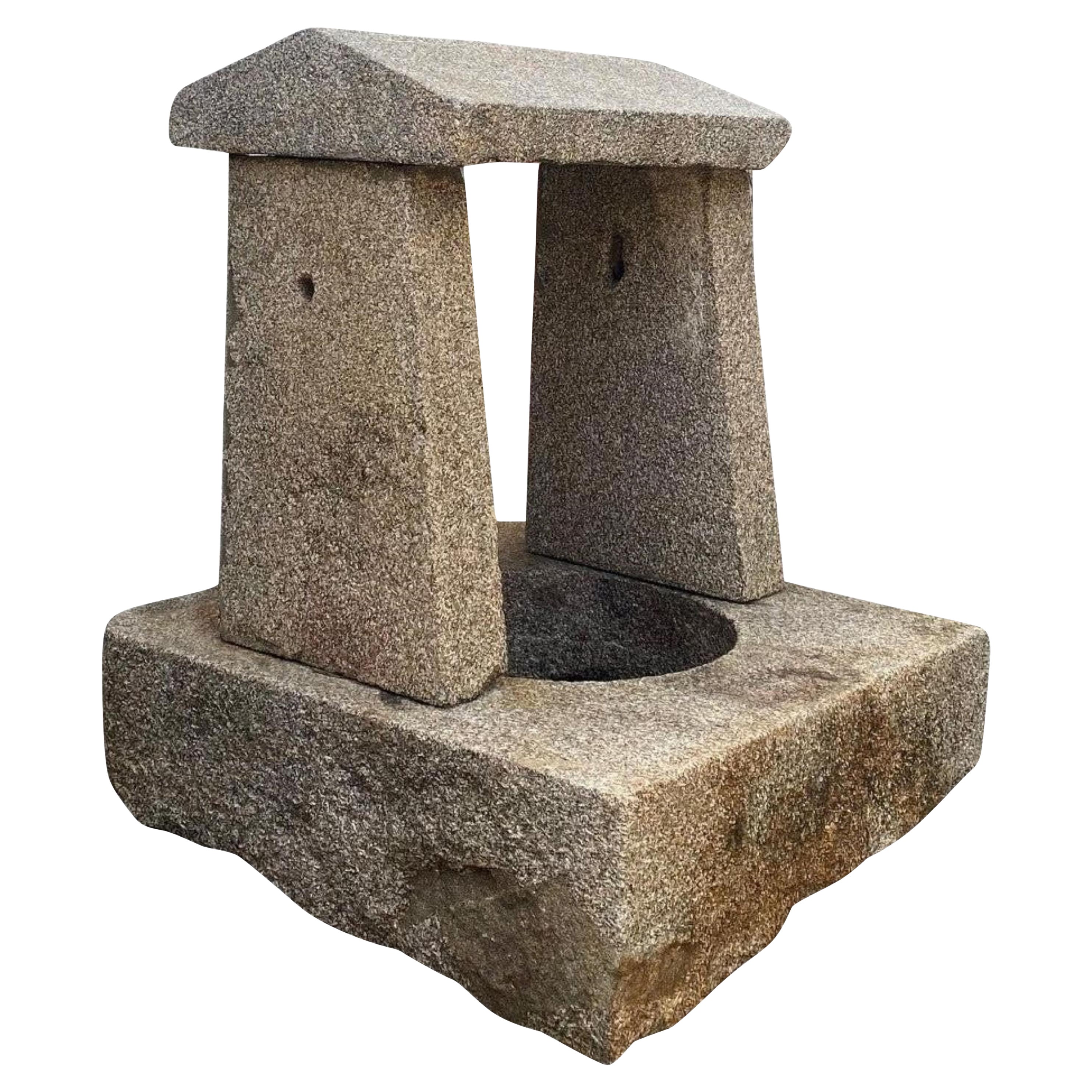 Antiker handgeschnitzter Stein-Feuerkrug mit Wellhead-Mittelteil oder Wandmontierung, Brunnenbasin