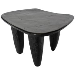 Tabouret sculpté à la main du Mali