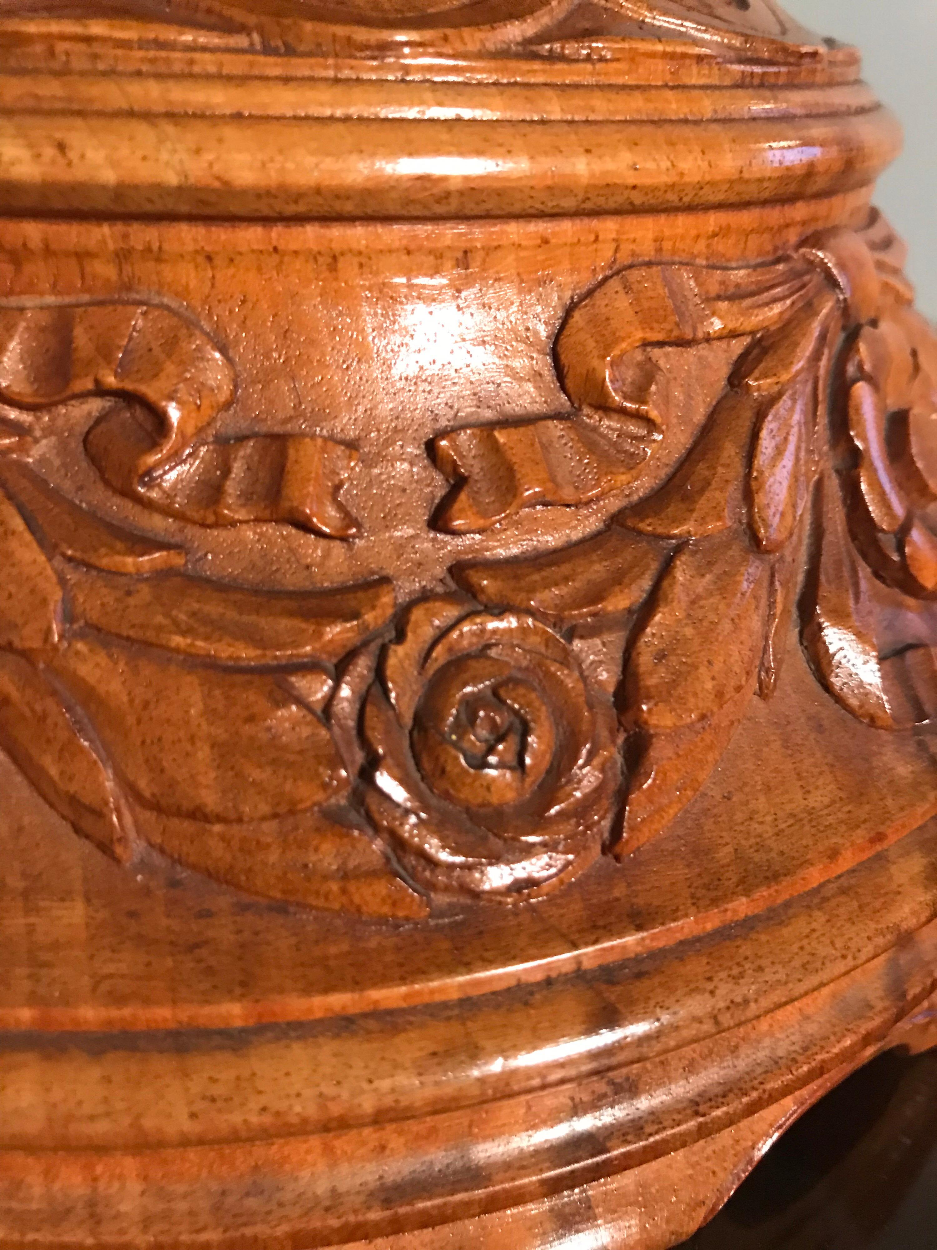 Hand-Carved Hand Carved Table Lamp in Fruit Wood For Sale