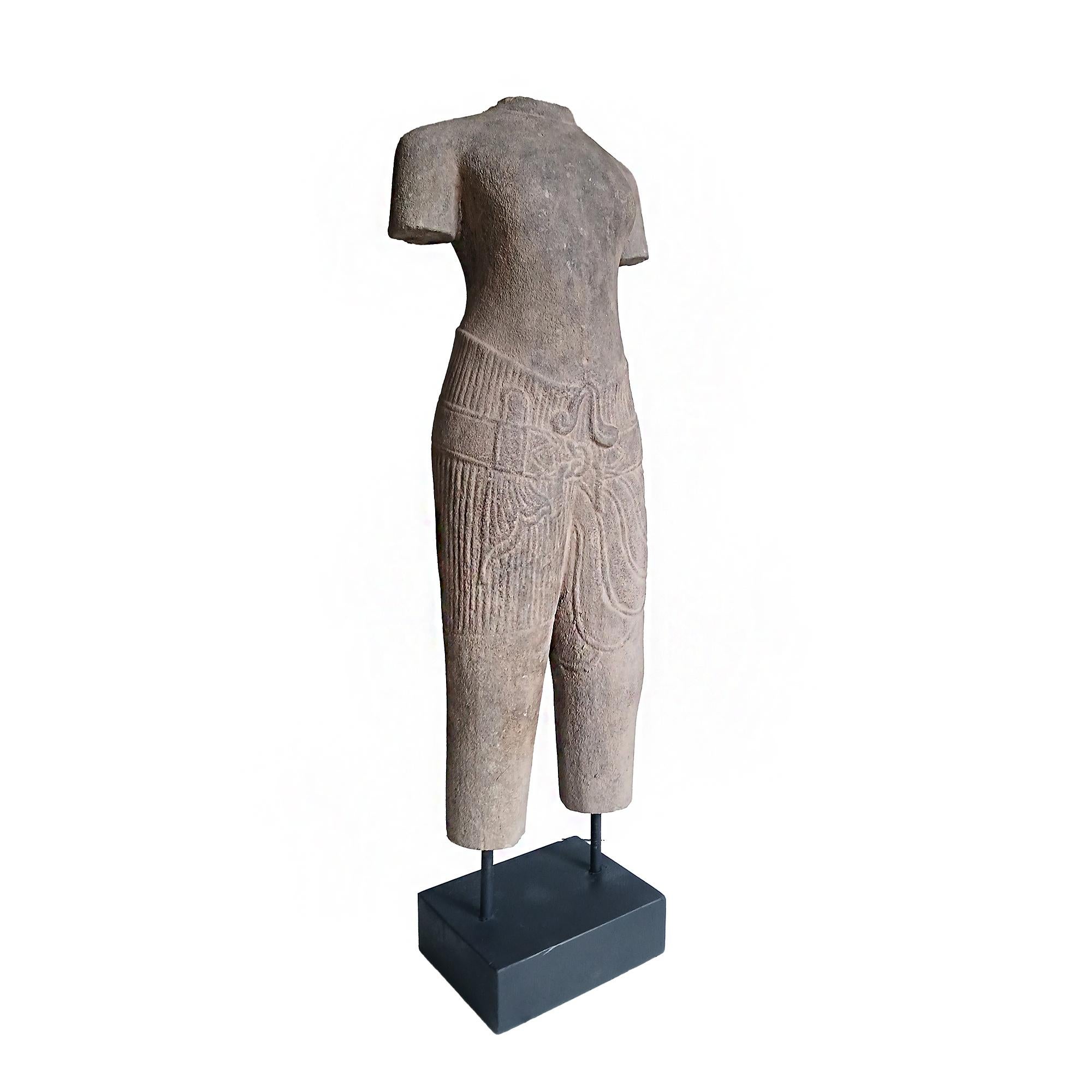 Escultura de piedra de sobremesa tallada a mano en Tailandia Tailandés en venta