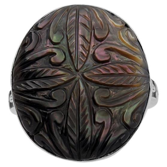 Anillo de nácar de Tahití tallado a mano en plata de ley
