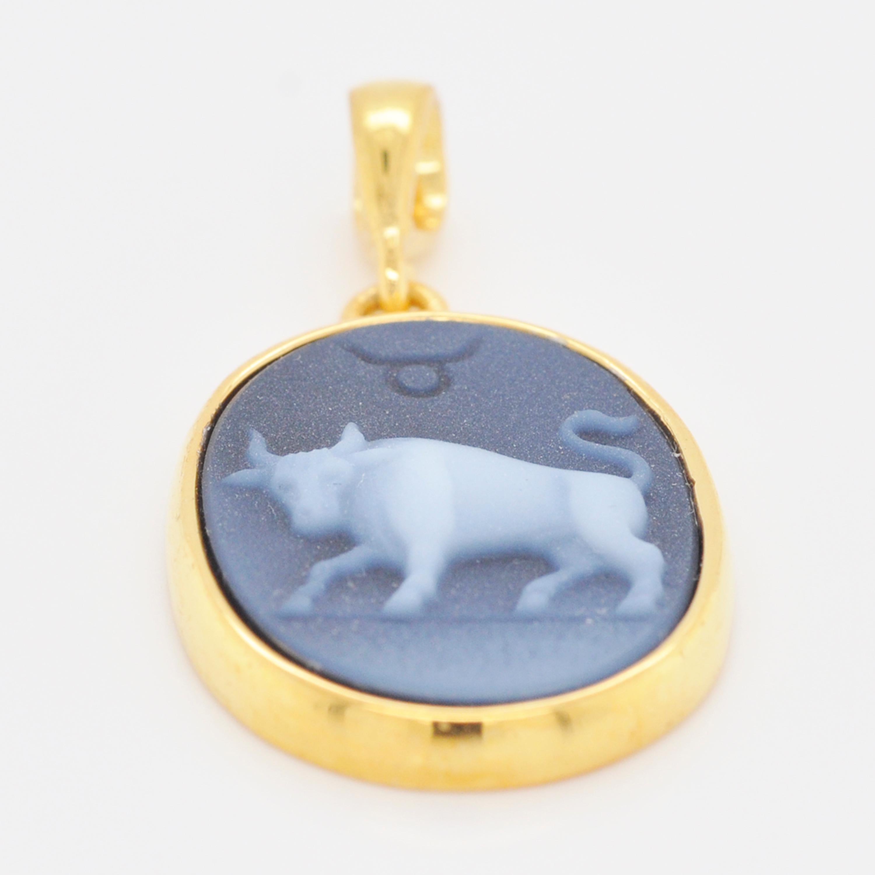 Women's or Men's Hand-Carved Taurus Zodiac Agate Cameo 925 Sterling Silver Pendant Necklace For Sale
