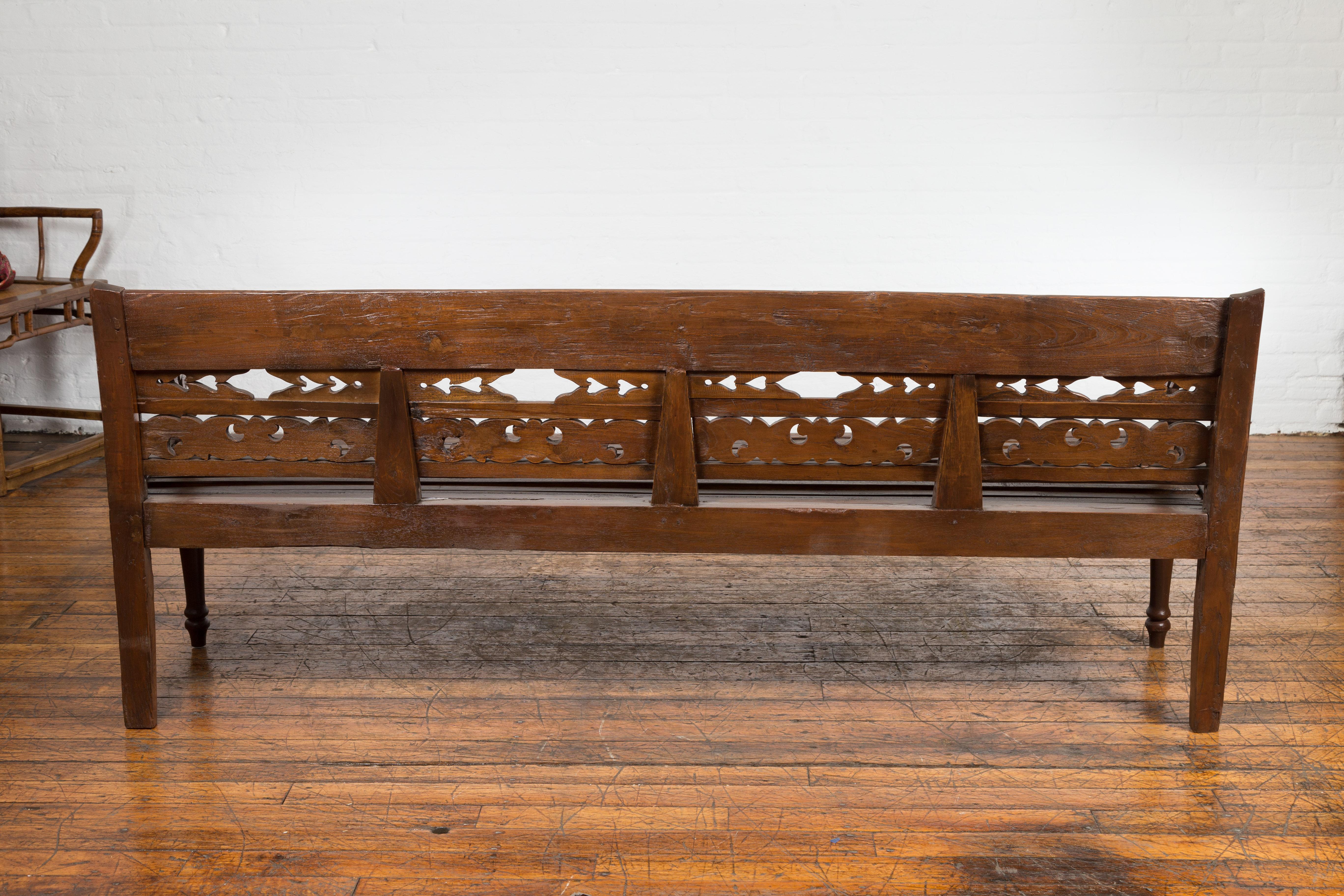 Hand Carved Teak Wood Settee with Scrolling Foliage and Turned Legs 7