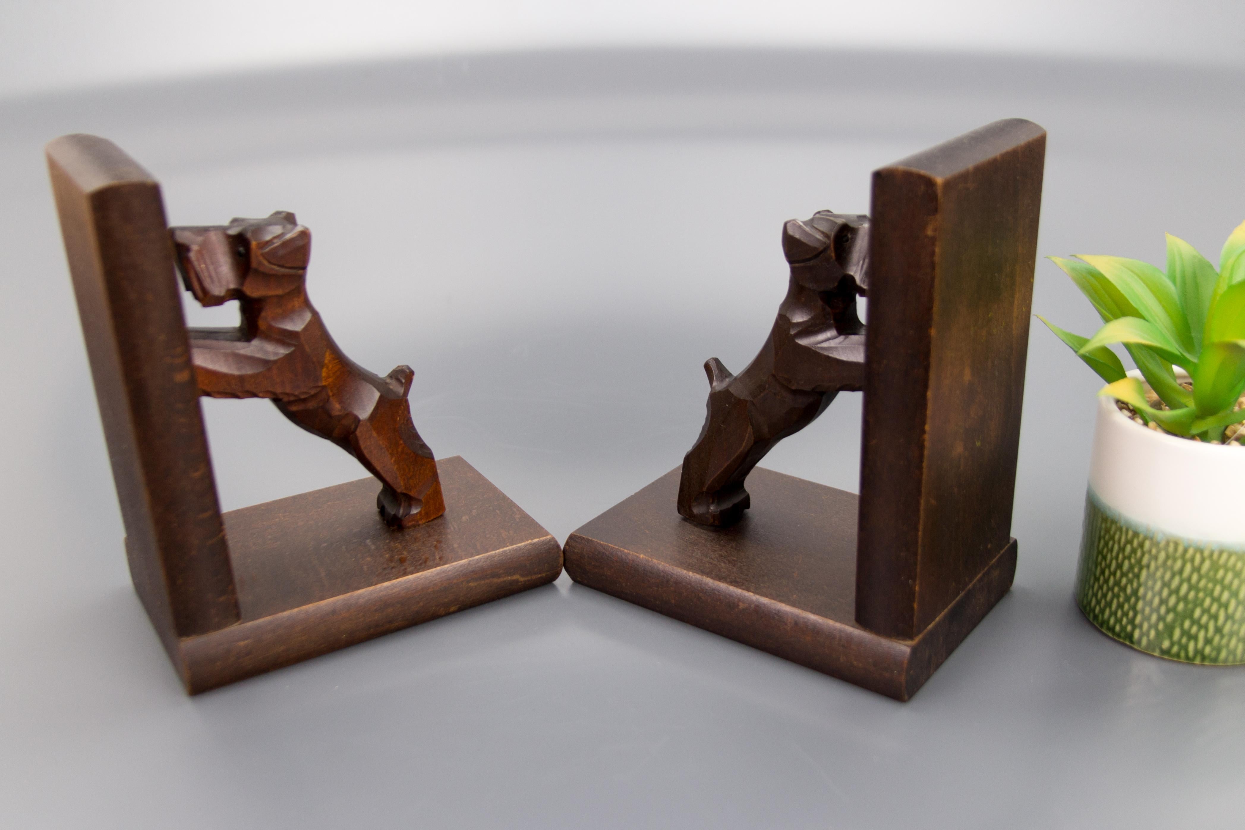 Hand Carved Terrier Wooden Bookends by Dörsch Oberweid, Germany 2
