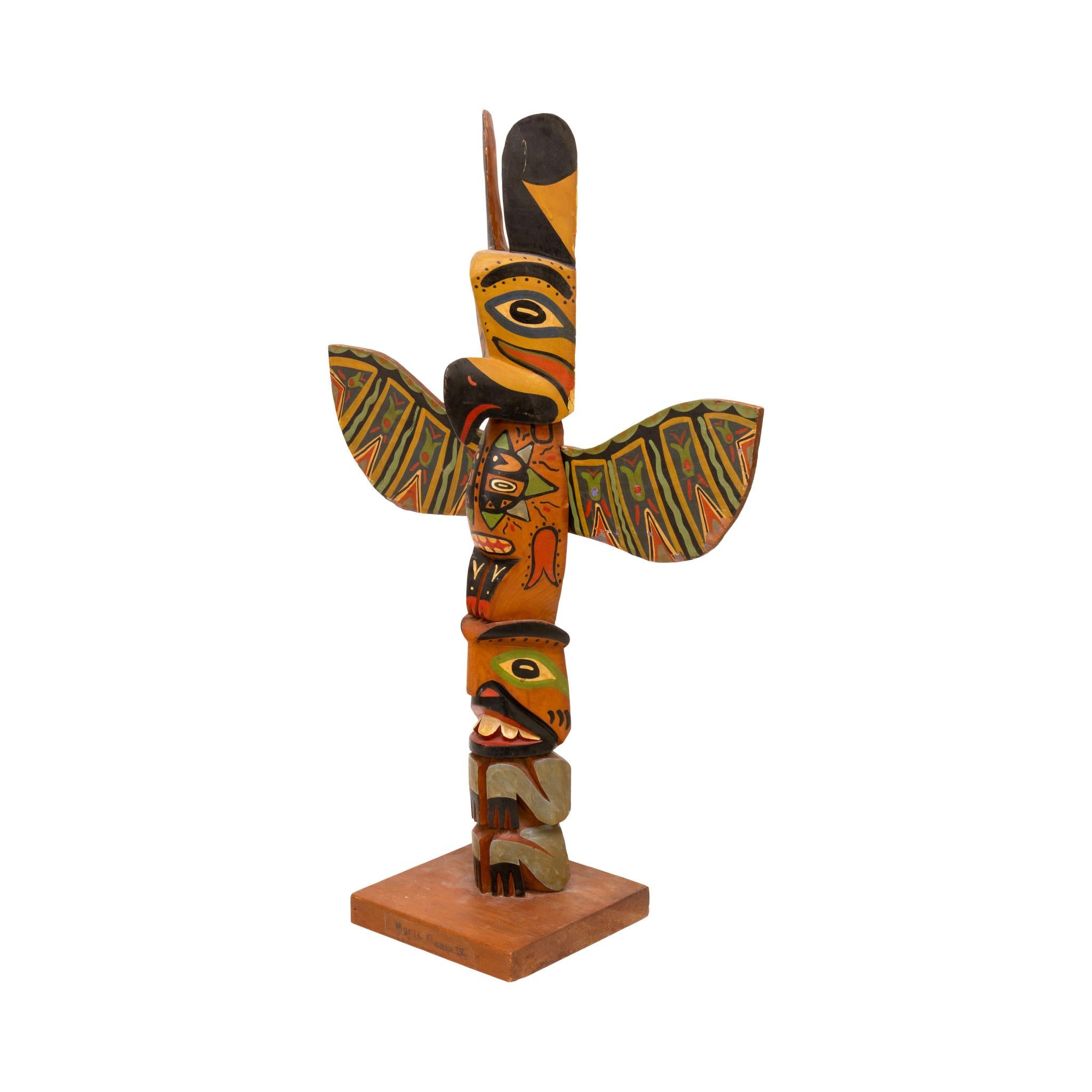 Hand-Carved Tlingit Totem Pole In Good Condition For Sale In Coeur d'Alene, ID
