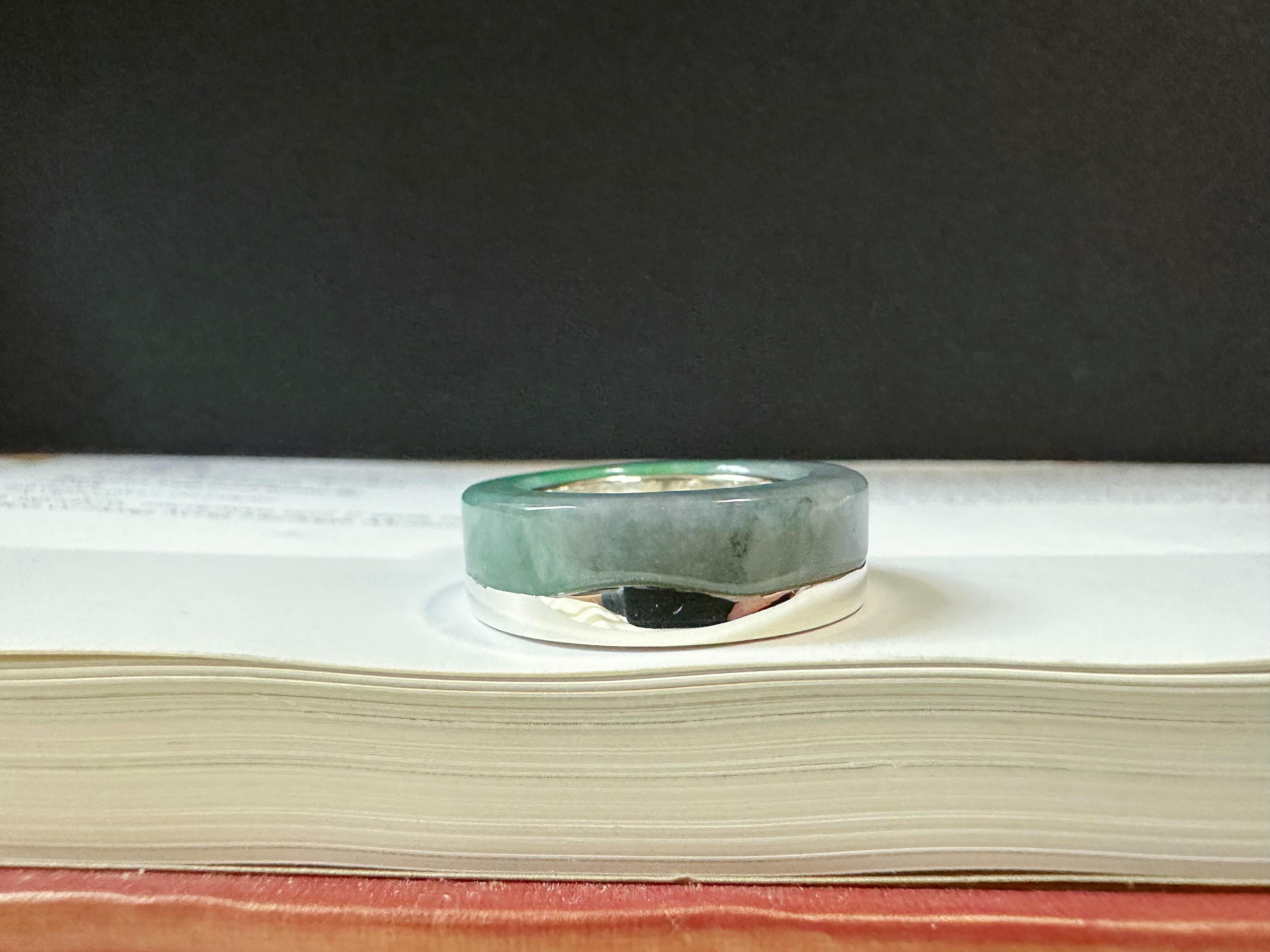 Hand-Carved Type-A Myanmar Jadeite Jade Ring Band For Sale 6