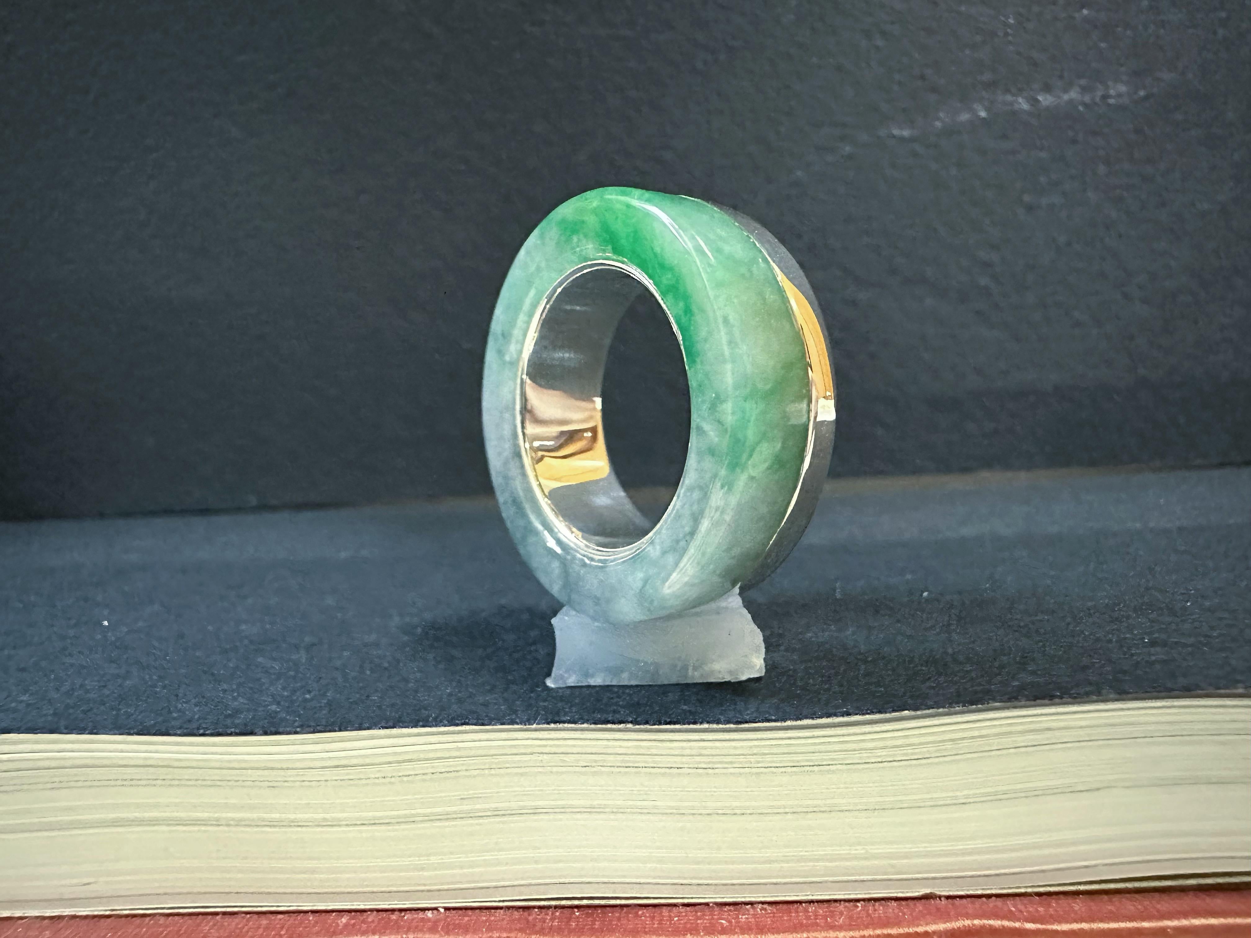 Hand-Carved Type-A Myanmar Jadeite Jade Ring Band For Sale 8