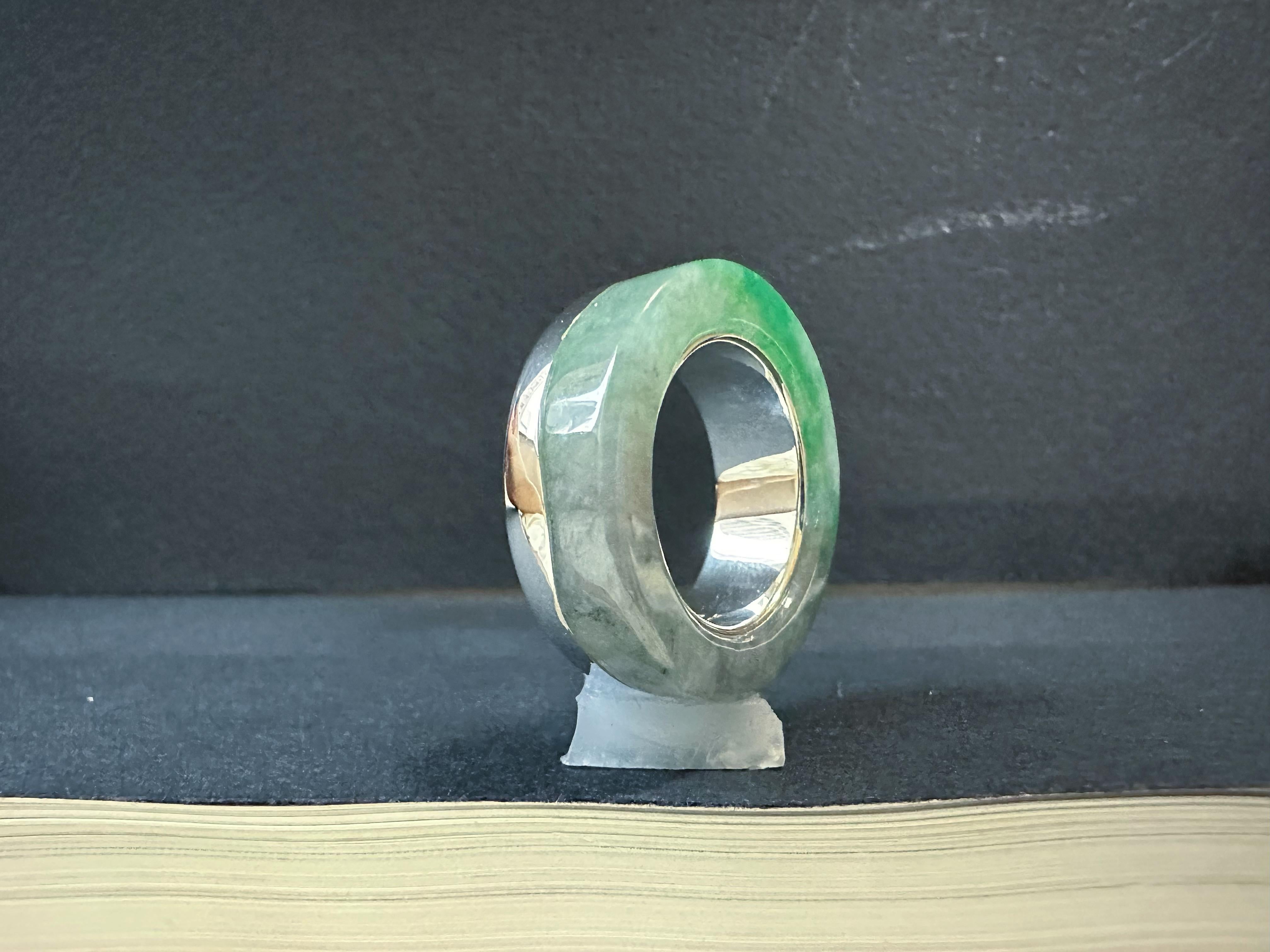 Hand-Carved Type-A Myanmar Jadeite Jade Ring Band For Sale 9