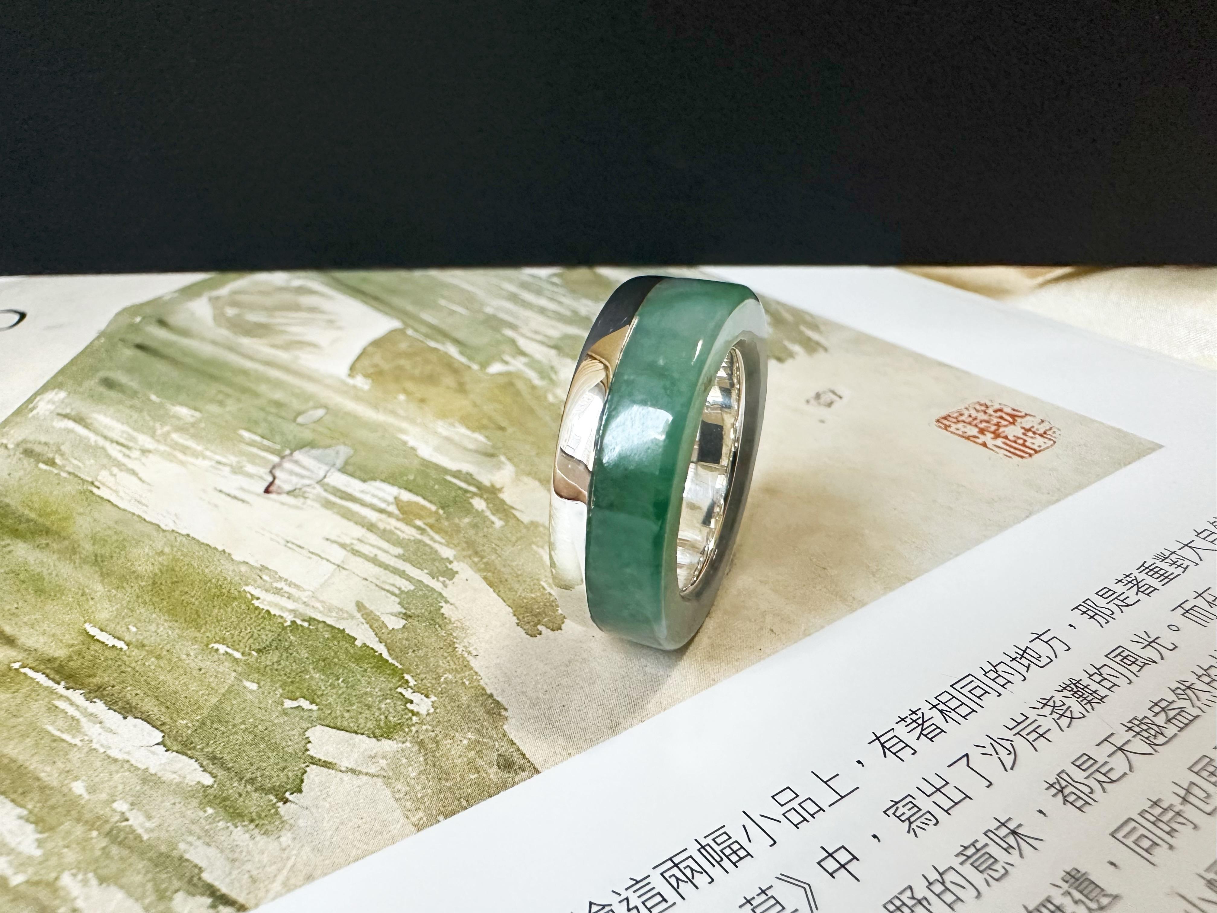 Hand-Carved Type-A Myanmar Jadeite Jade Ring Band For Sale 1