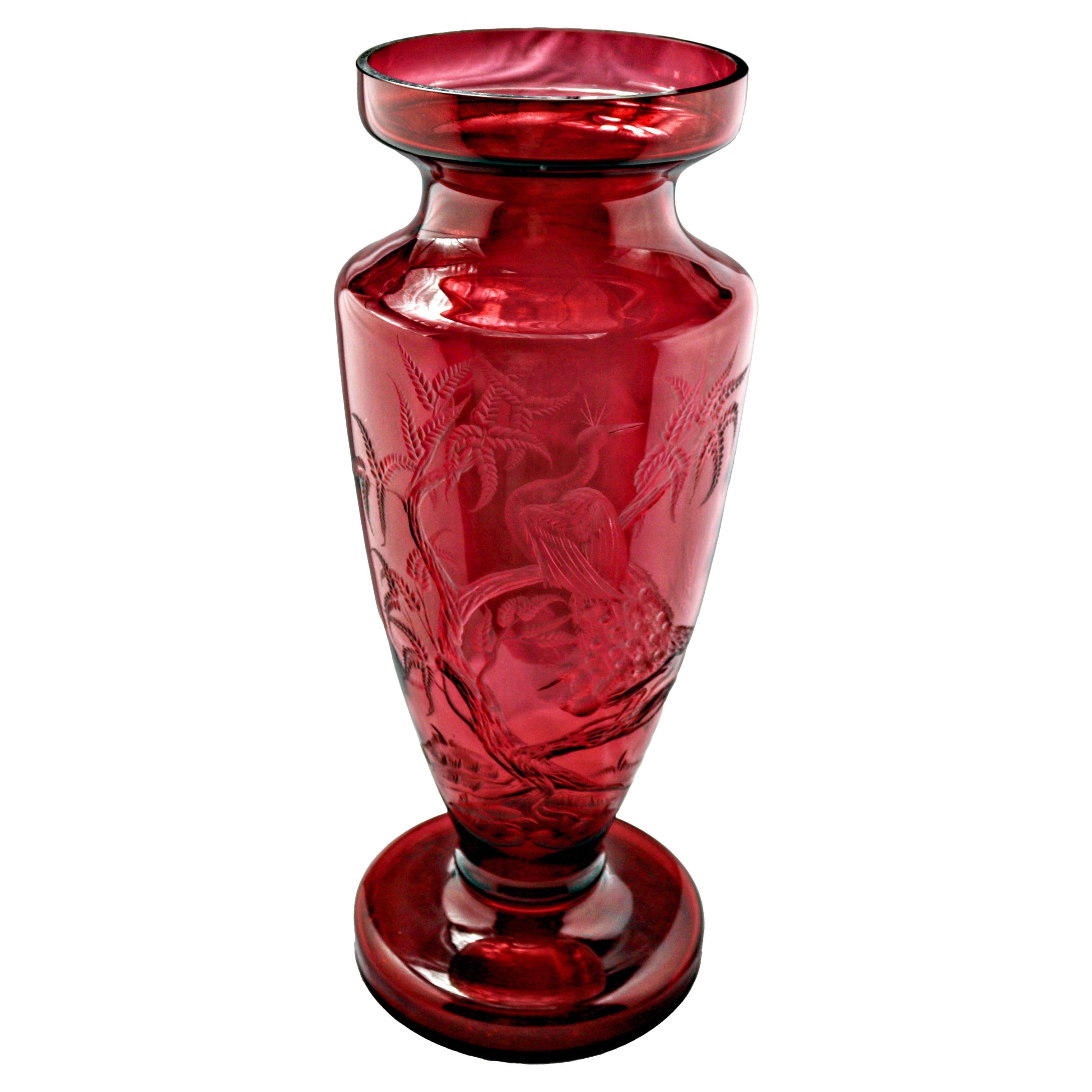 Vase sculpté à la main, 1970 en vente