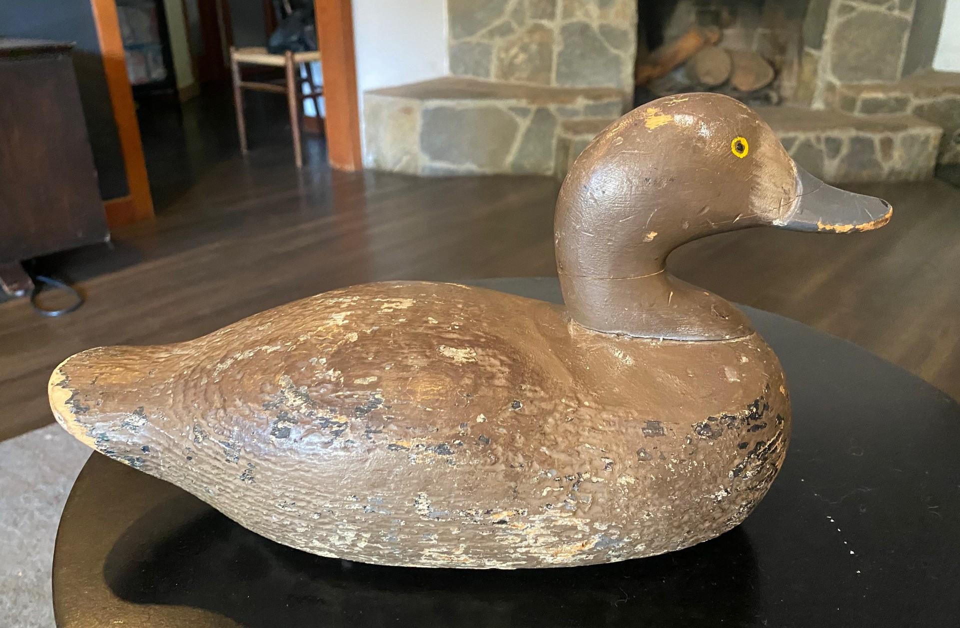 Sculpture en bois antique sculptée à la main canard colvert début 20ème siècle Bon état - En vente à Studio City, CA