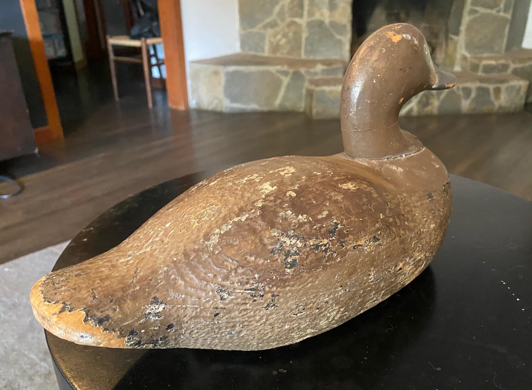 20ième siècle Sculpture en bois antique sculptée à la main canard colvert début 20ème siècle en vente