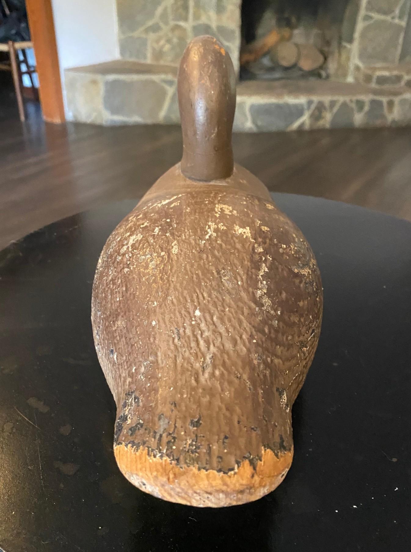 Bois Sculpture en bois antique sculptée à la main canard colvert début 20ème siècle en vente