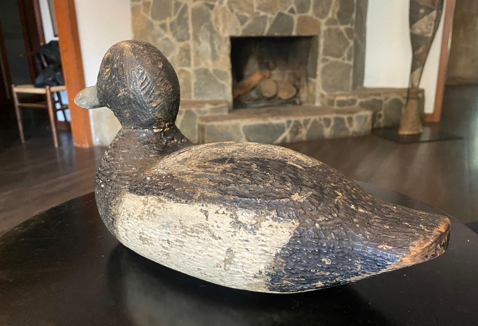 Sculpture en bois antique sculptée à la main canard colvert début 20ème siècle en vente 4