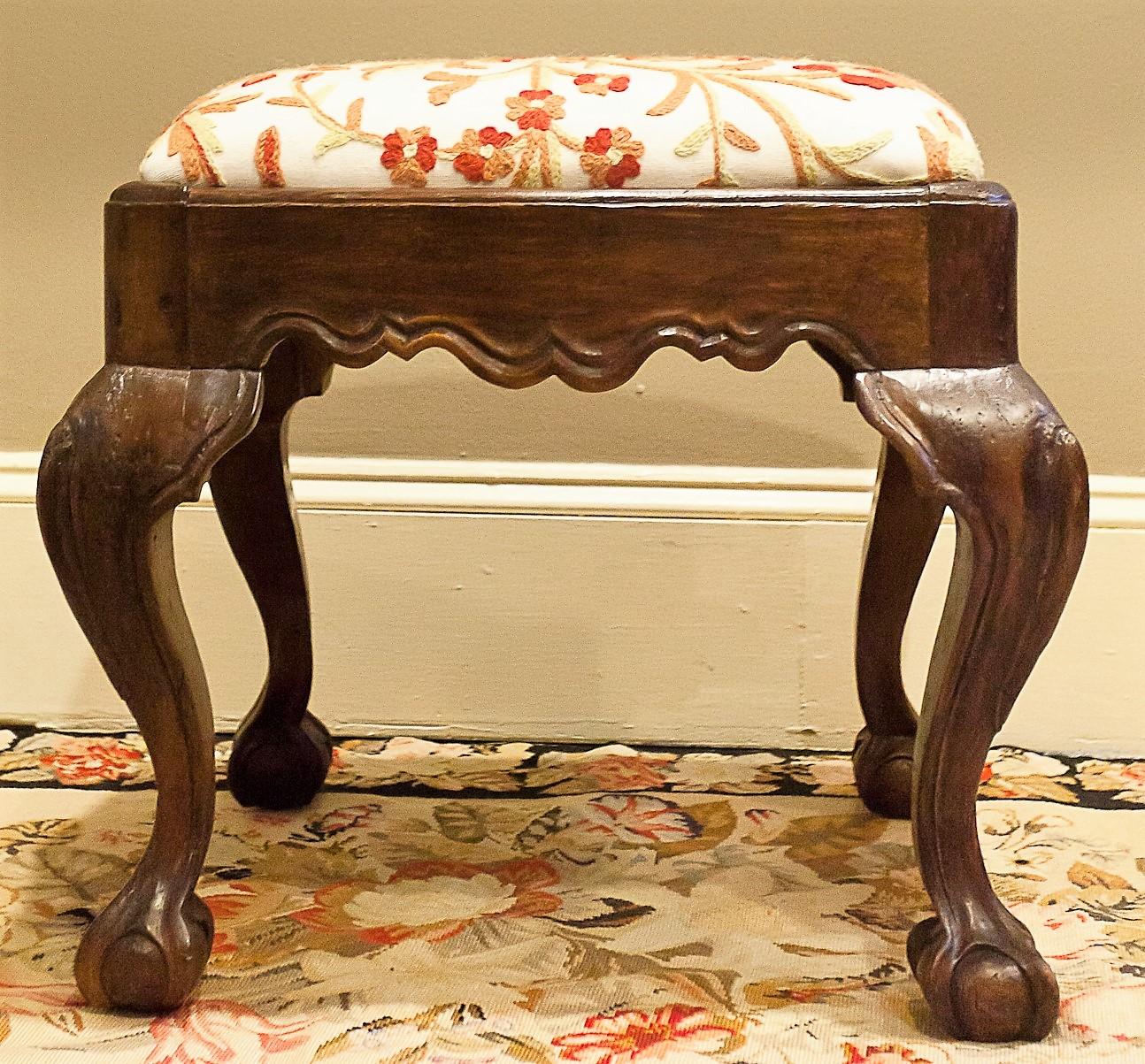 Wool Hand-Carved Walnut Ball-And-Claw Stool, Portugal Circa 1800 For Sale