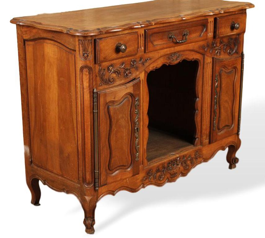 Hand Carved Walnut Buffet Sideboard, French, circa 1920 In Good Condition In Banner Elk, NC