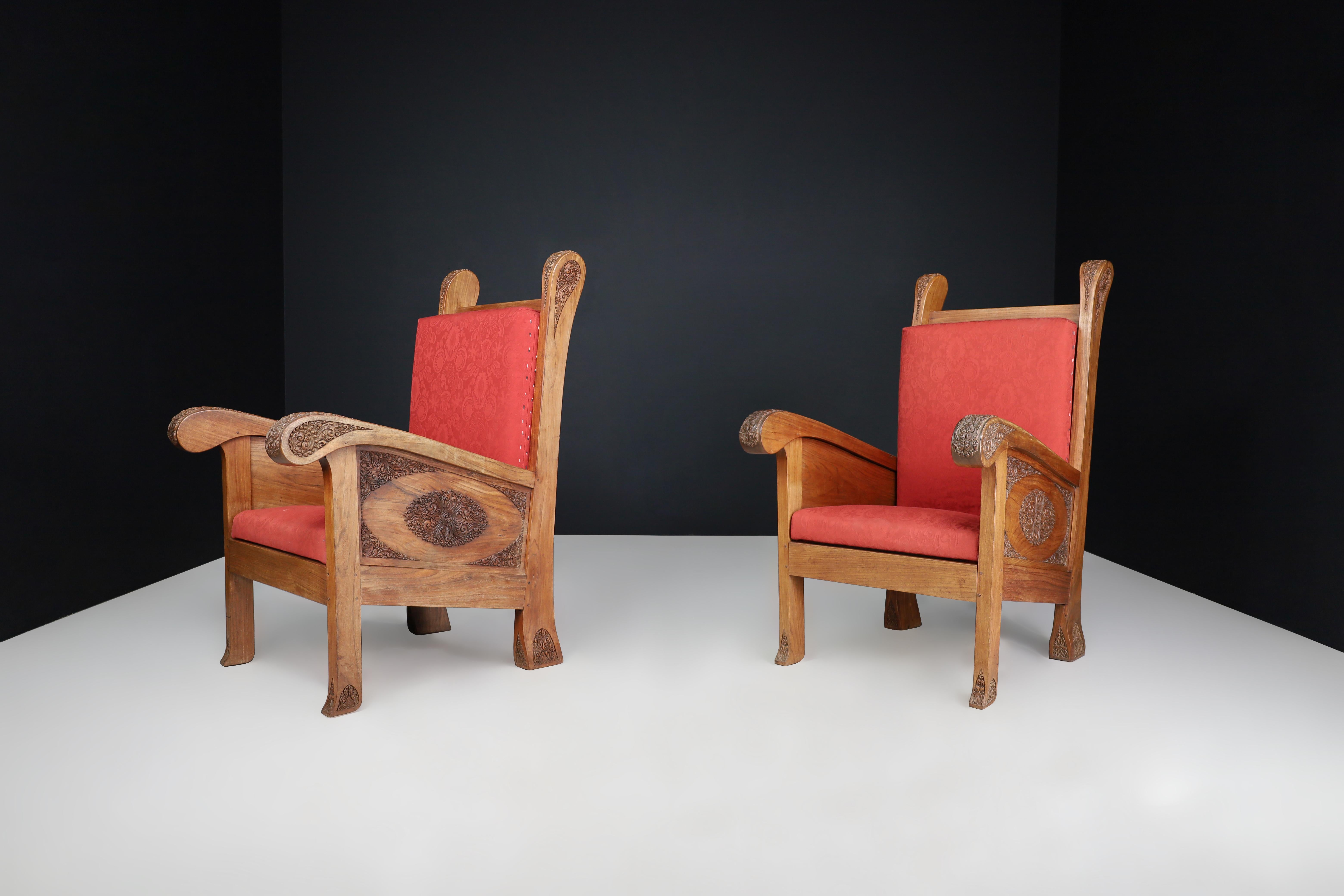 Hand-Carved Walnut High Back Chairs, Indonesia, Early 20th Century For Sale 2