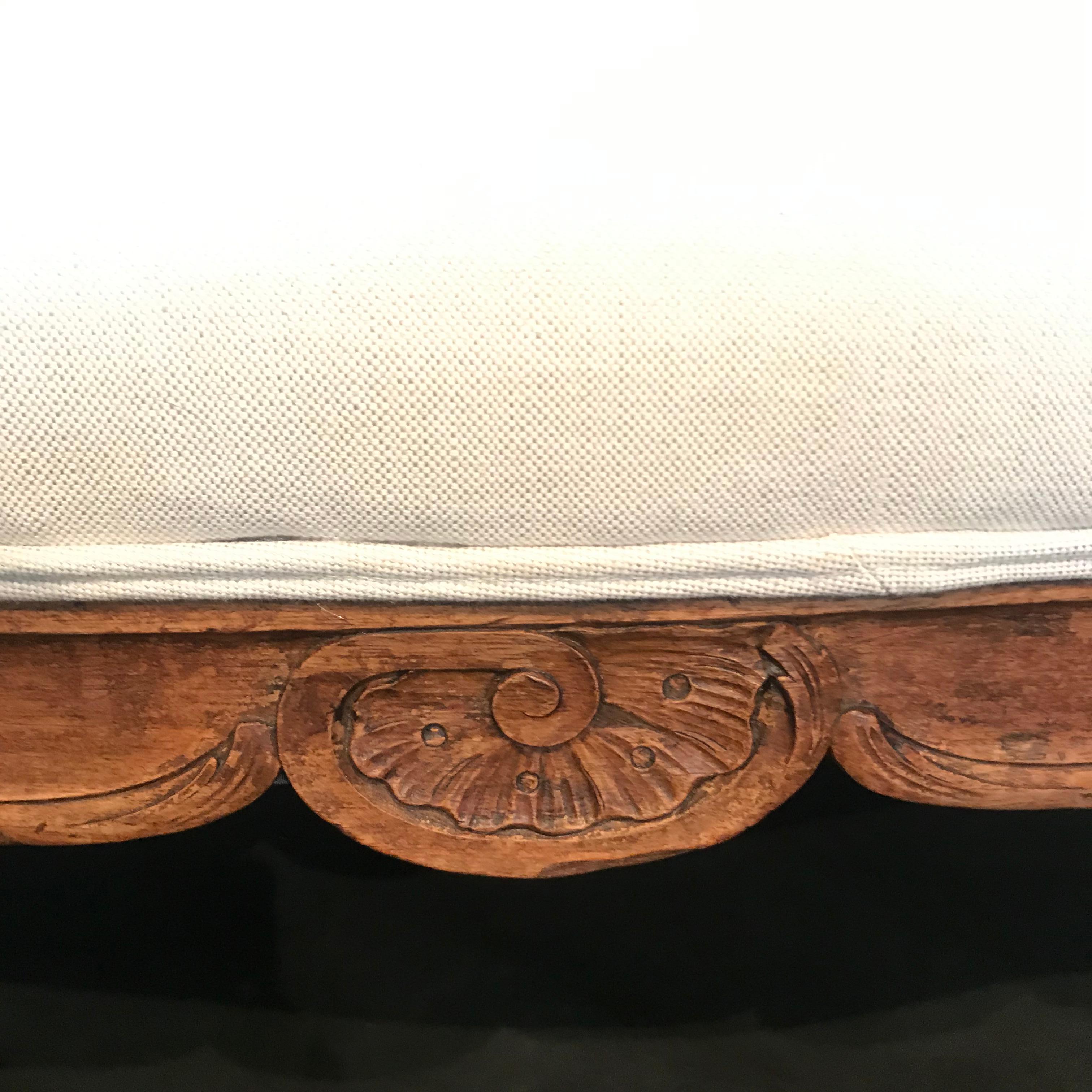 Hand Carved Walnut Louis XV Style Sofa Loveseat In Excellent Condition In Hopewell, NJ
