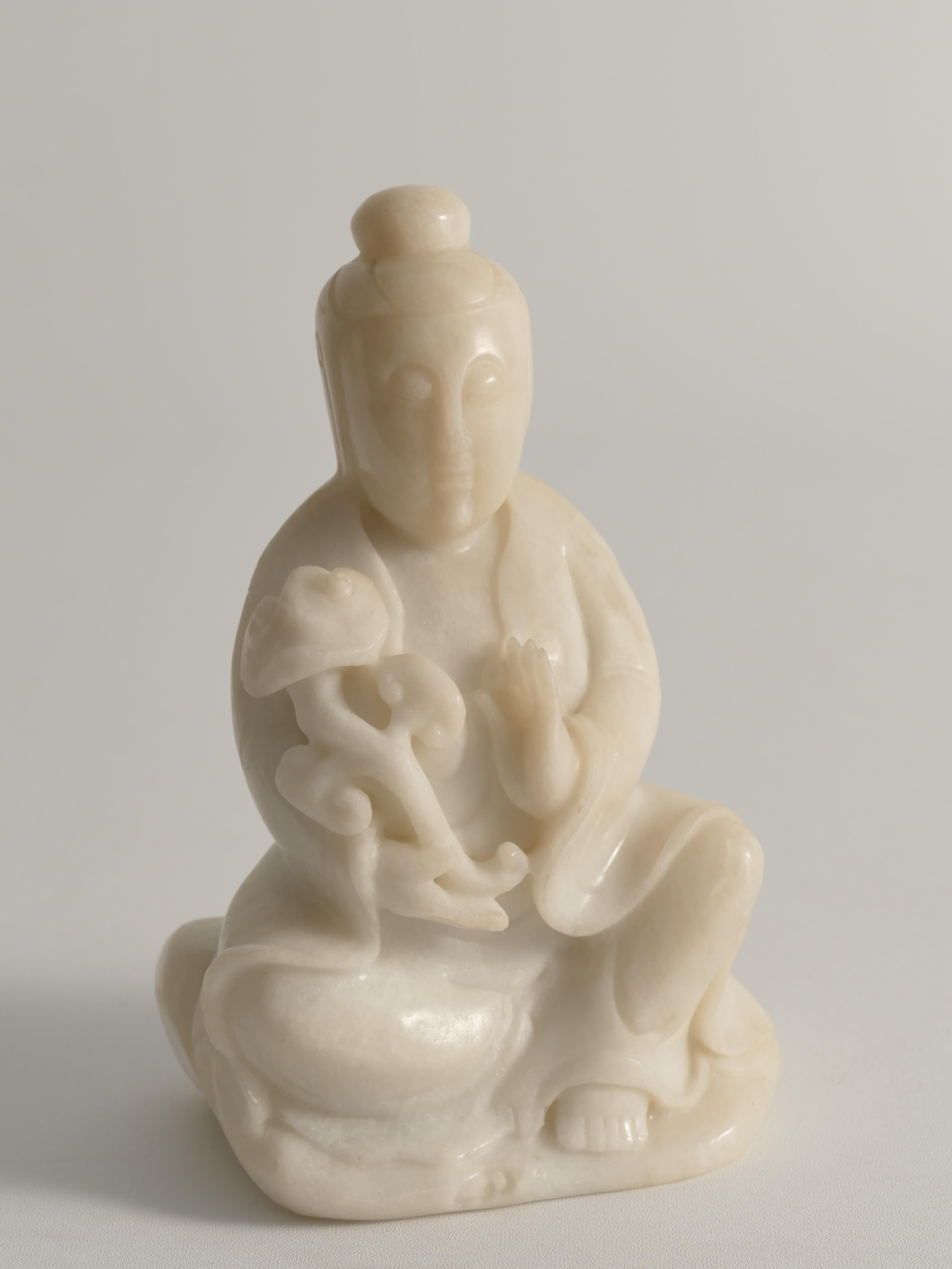 Hand-Carved White Alabaster Figure of Guanyin, China, Early 20th Century For Sale 12