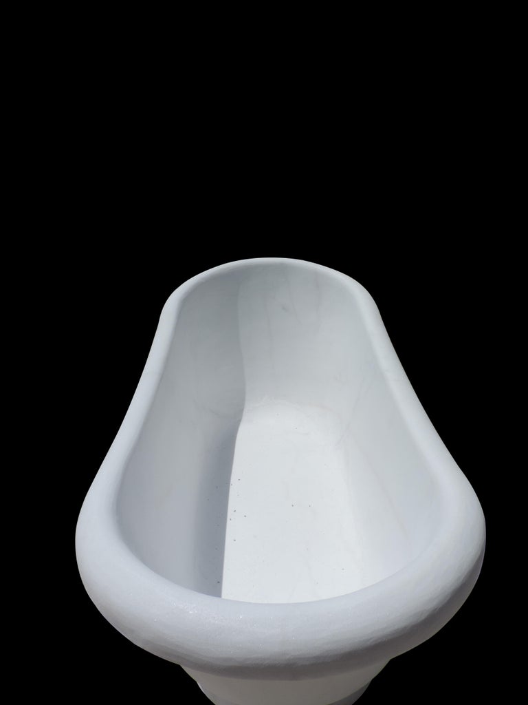 Hand Carved White European Slipper Style Marble Bathtub For Sale at 1stDibs