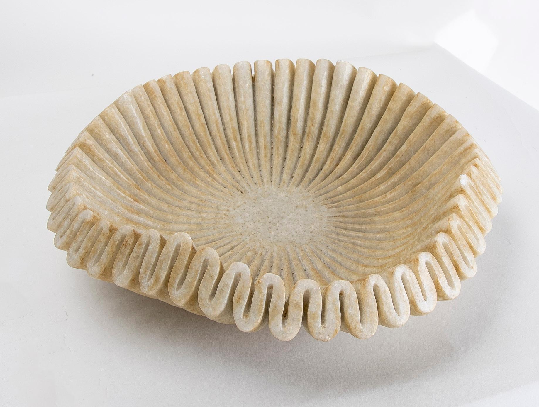 Contemporary Hand-Carved White Marble Decorative Dish with Wavy Forms For Sale