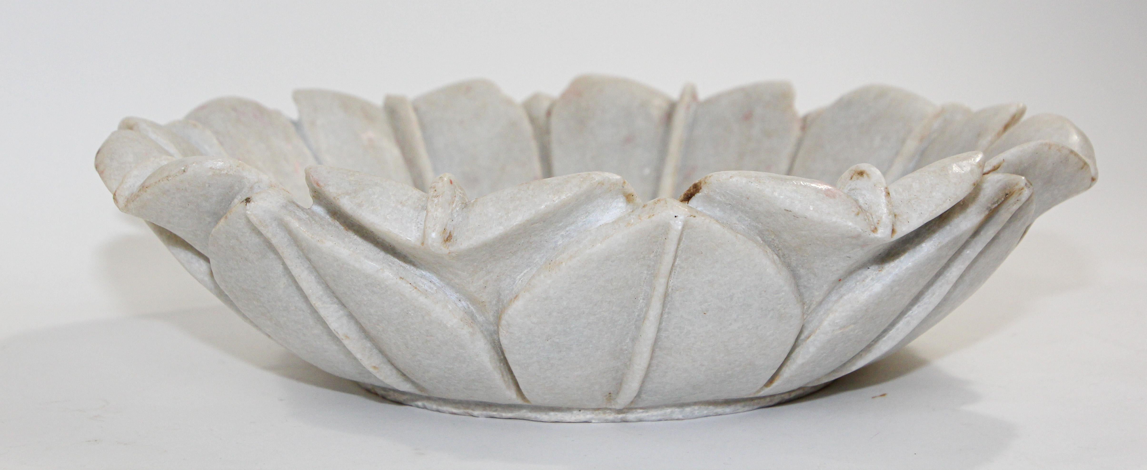 Hand-carved White Marble Flower Lotus Shaped Bowl India 6
