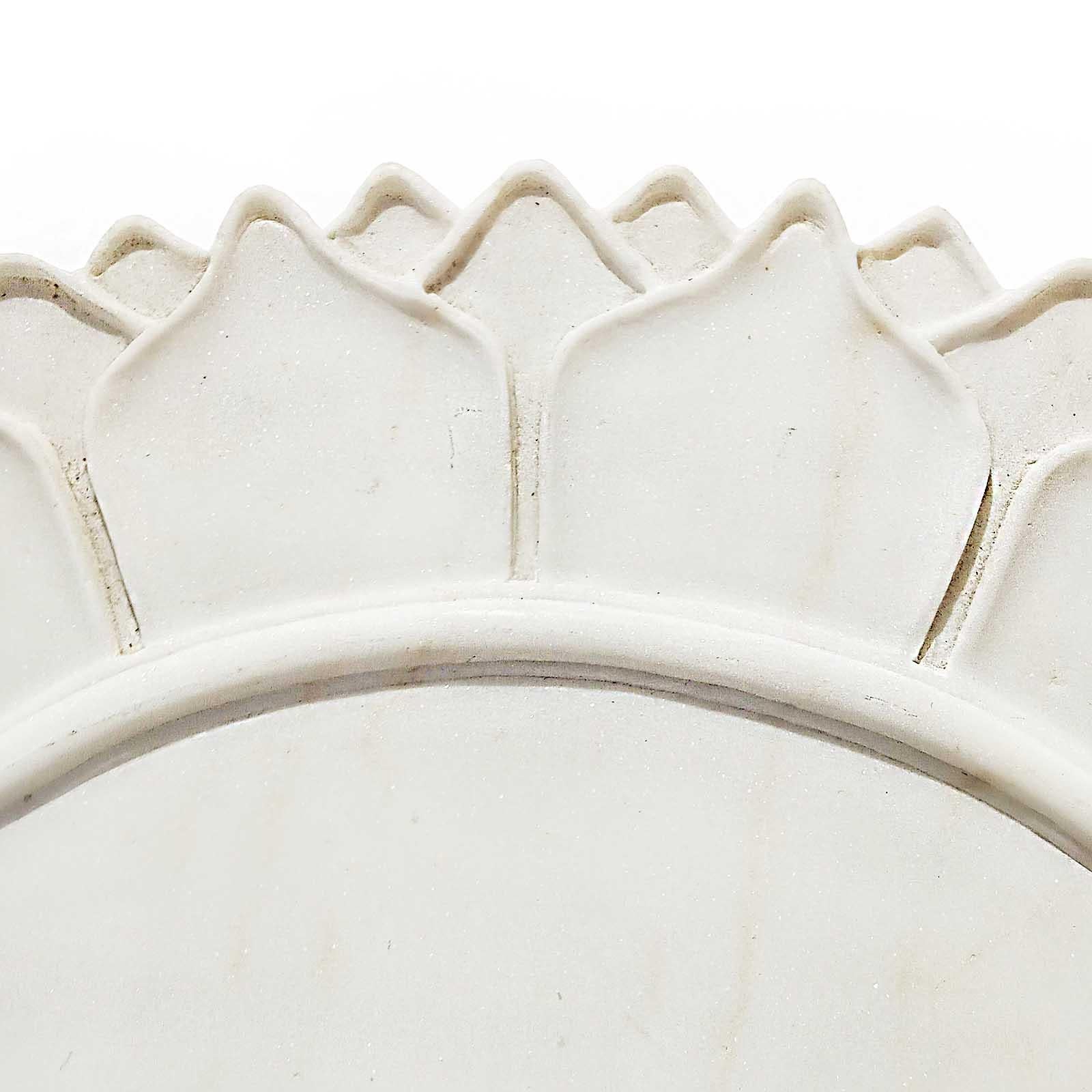 Marbre Serveur / Chargeur / Assiette en marbre blanc sculpté à la main en vente
