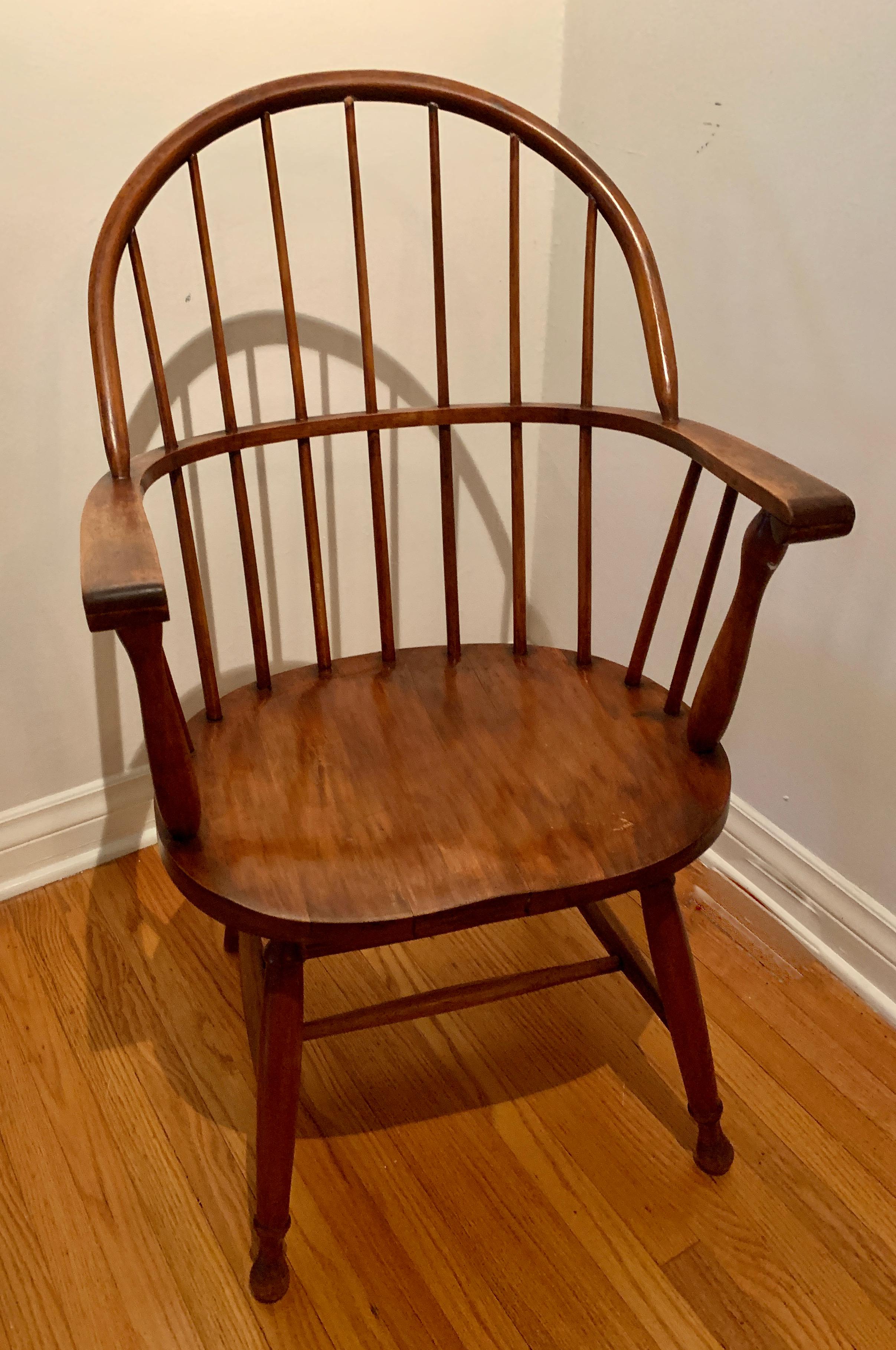 Hand Carved Windsor Chair For Sale 7