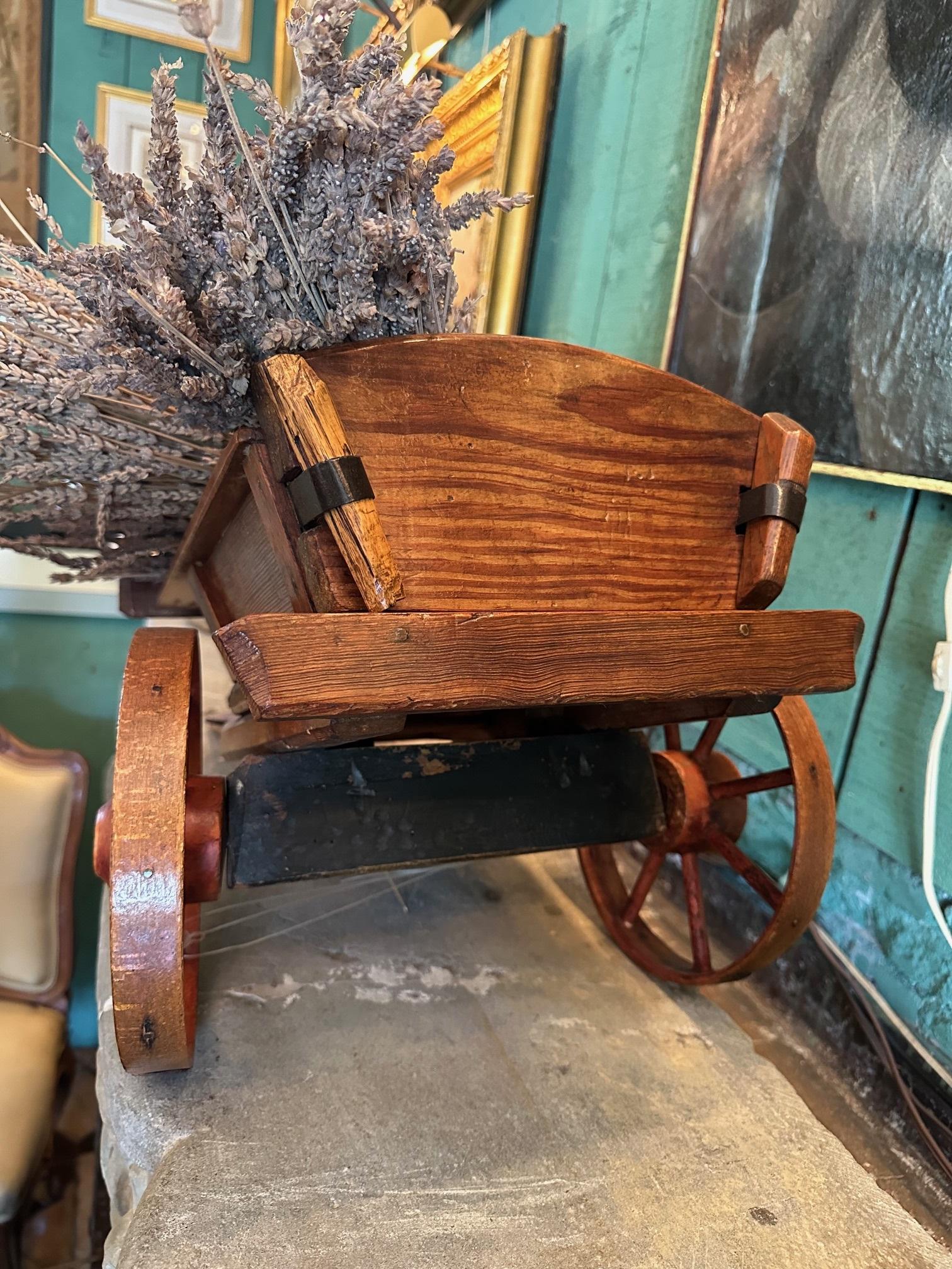 Hand Carved Wood Basket Decorative Object Wagon Toy Antique Centerpiece LA CA For Sale 7