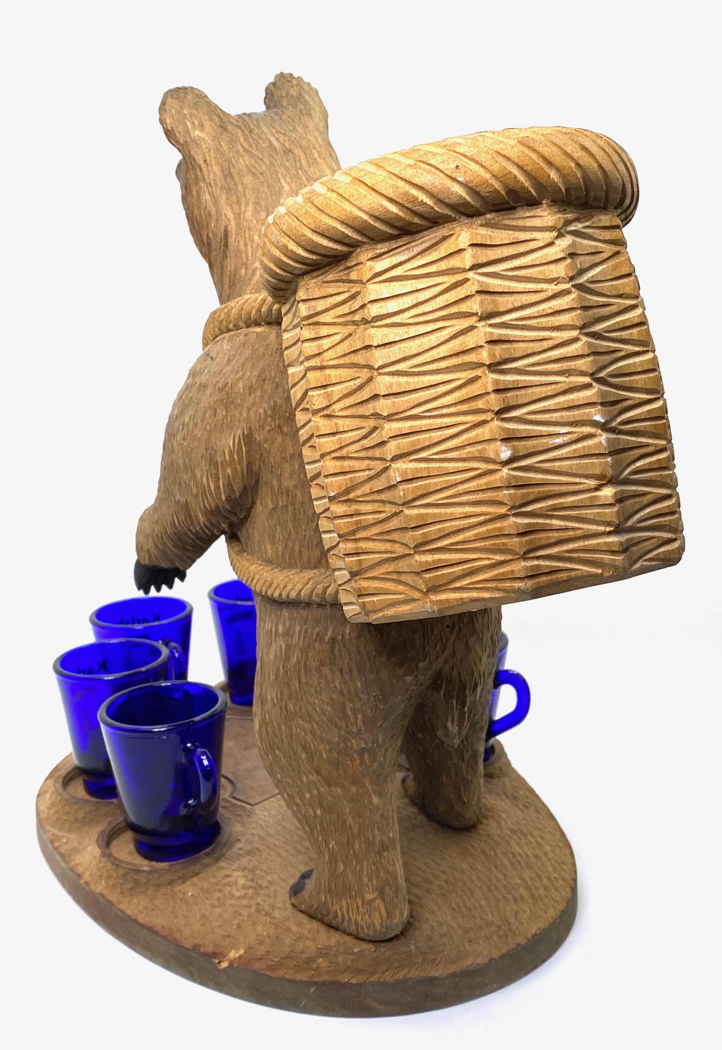 Hand Carved Wood Black Forest Bear Hard Liqueur Stand, Czechoslovakia, 1985 For Sale 2
