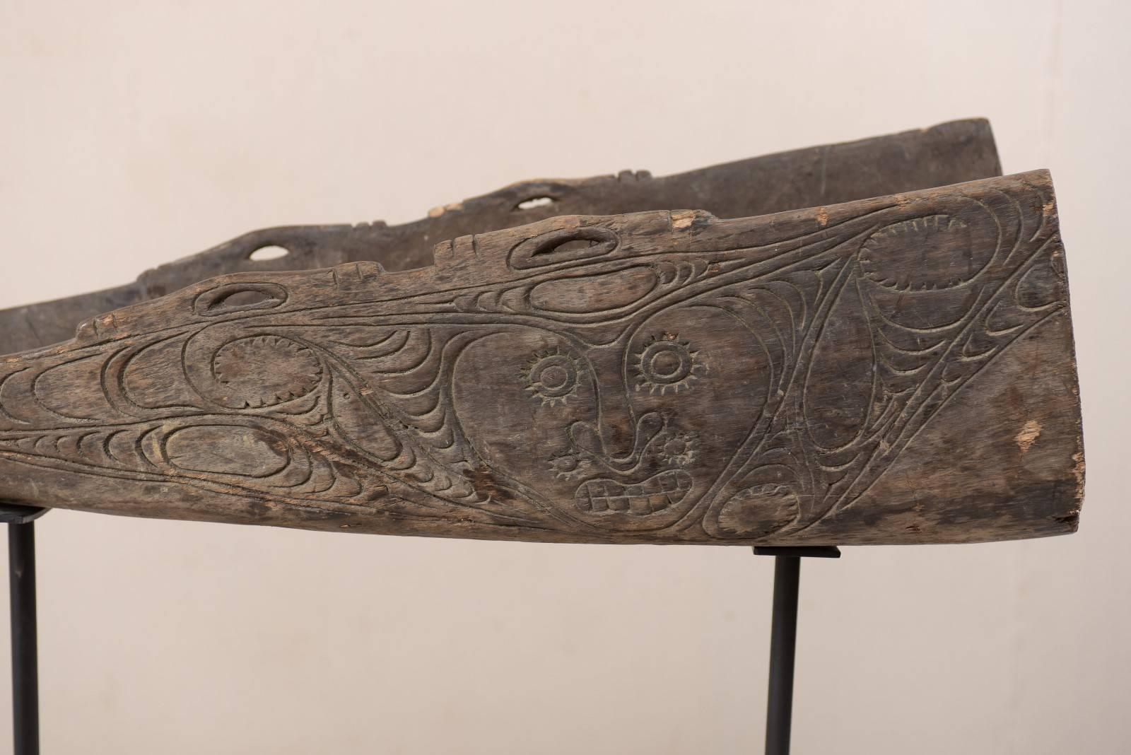 Hand-Carved Wood Boat Prow on Iron Stand from Papua New Guinea, Mid-20th Century 5