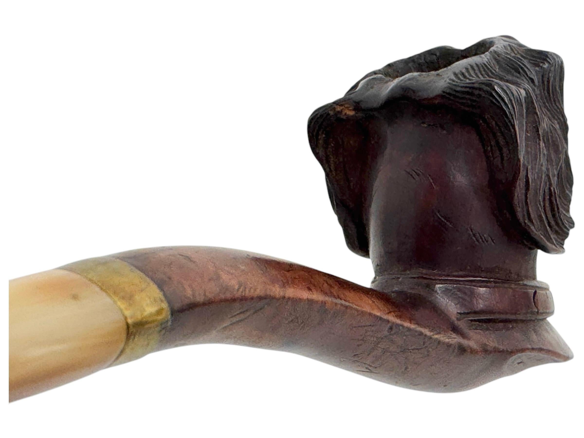 Hand Carved Wood Dog Head Estate Pipe, Antique Brienz Black Forest In Good Condition For Sale In Nuernberg, DE