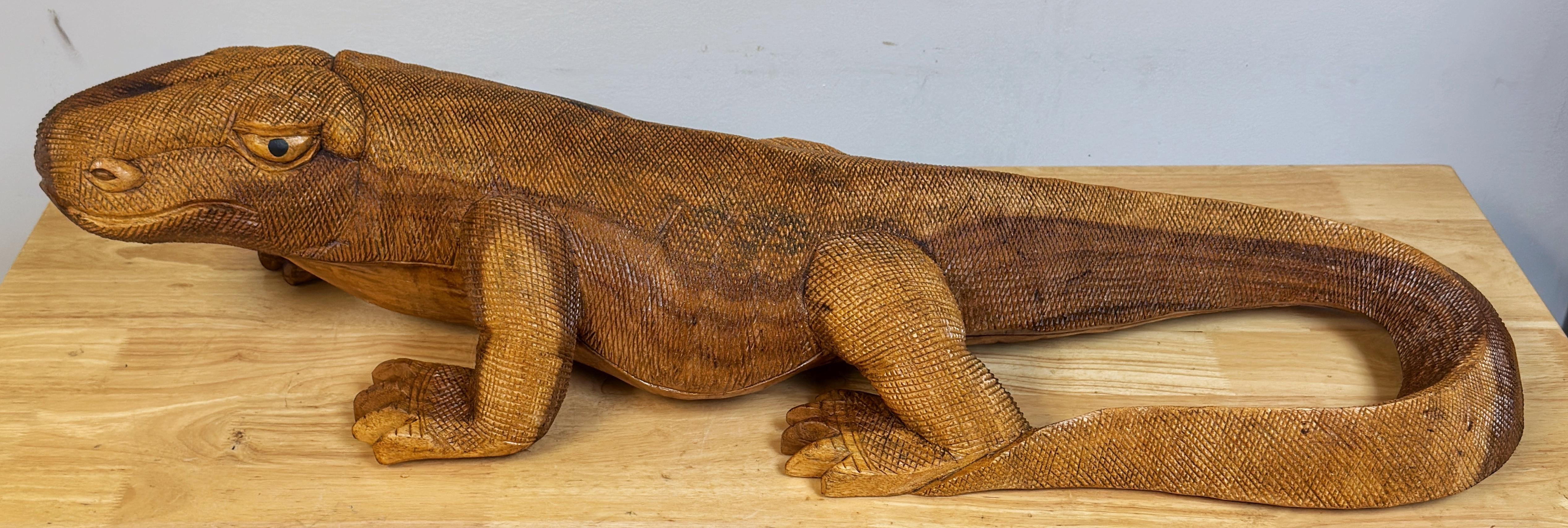 Hand-Carved Wood Life Size Monitor Lizard, School of Bustamonte, Mexico, 1970s For Sale 6