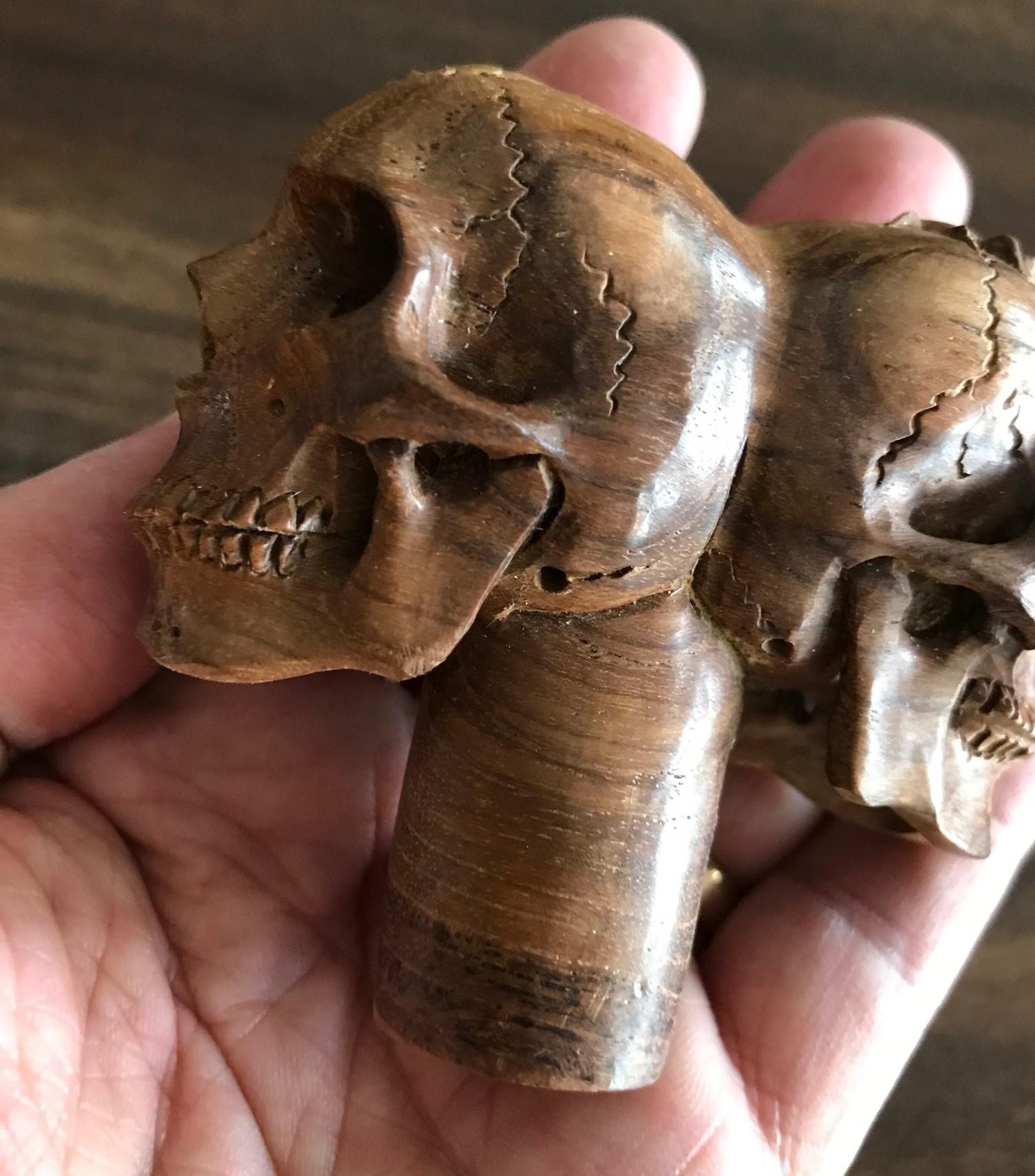 Hand Carved Wood Memento Mori Double Skull Cane Walking Stick Handle In Good Condition For Sale In Studio City, CA