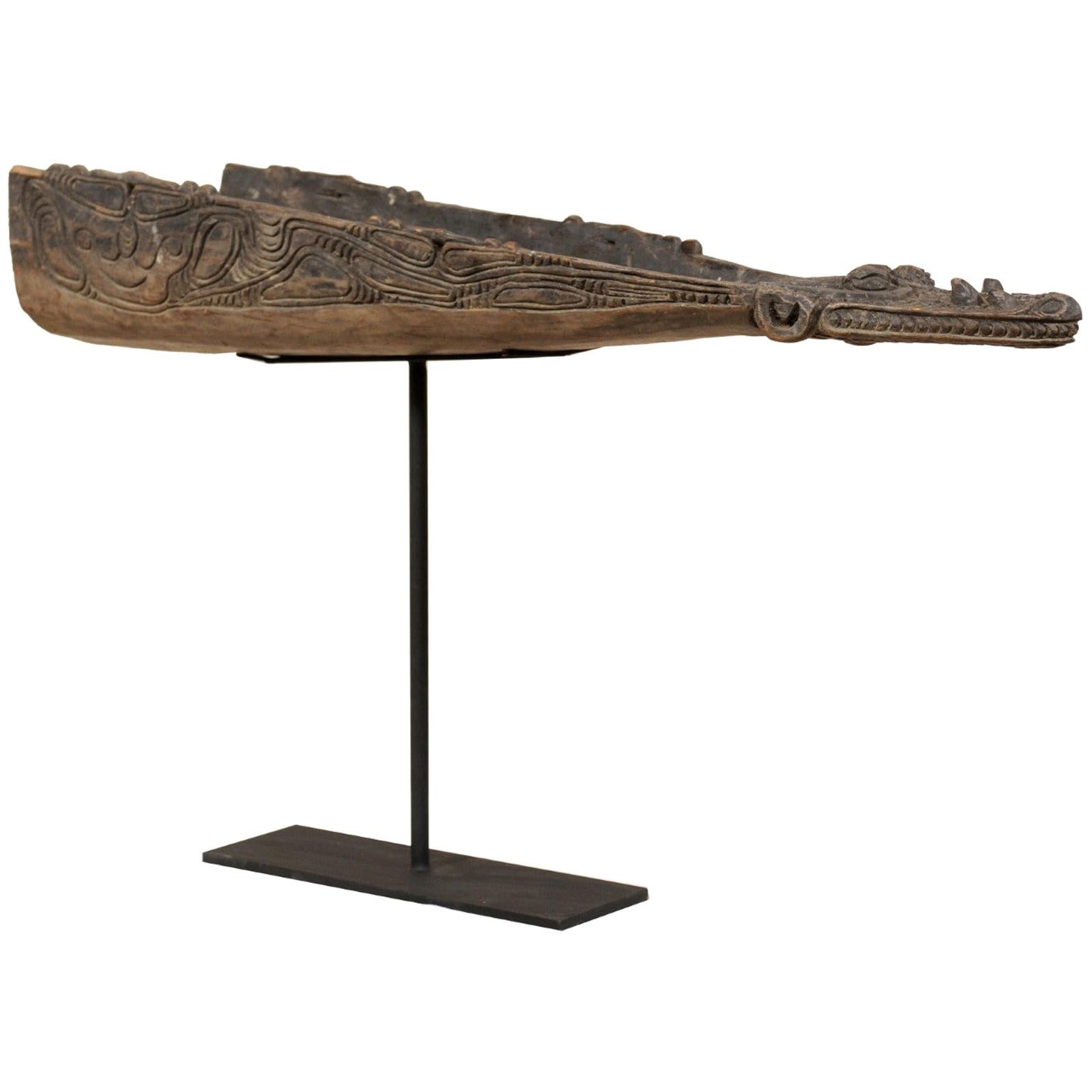 Hand Carved Wood Papua New Guinea Canoe Prow For Sale at 1stDibs