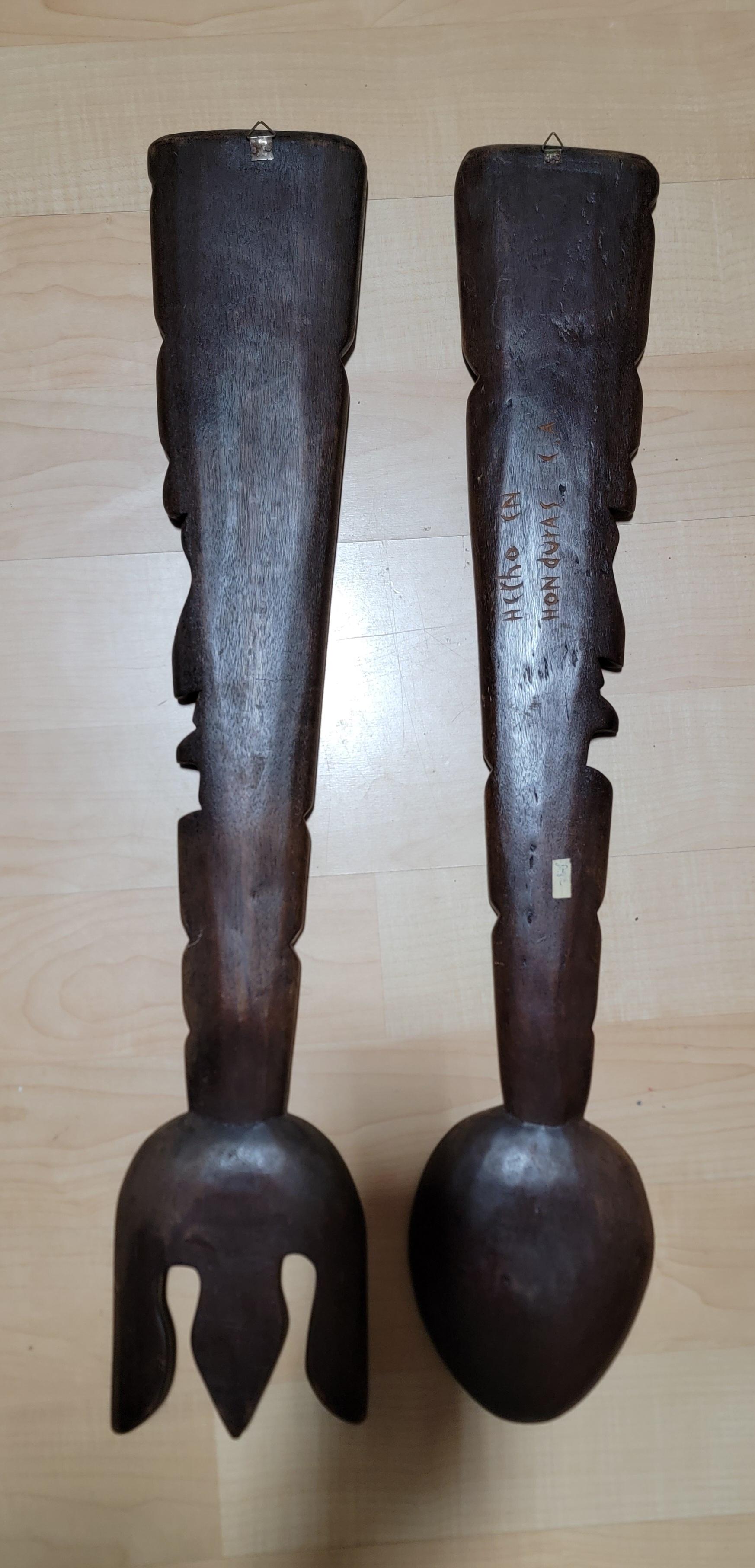 Hand Carved Wood Spoon & Fork In Good Condition For Sale In Fulton, CA