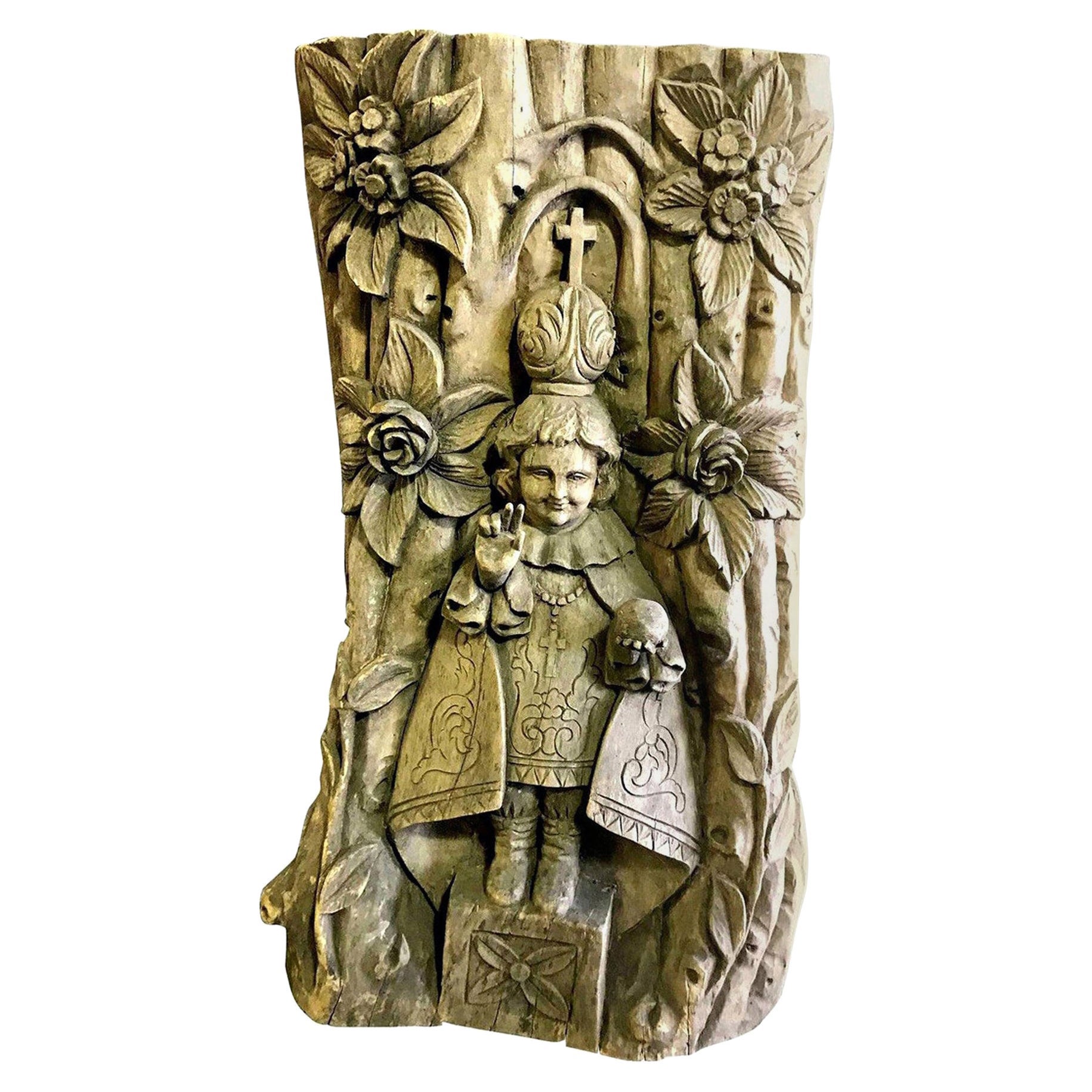 Panneau de plaque murale en bois lourd sculpté à la main représentant un saint catholique, 19ème siècle