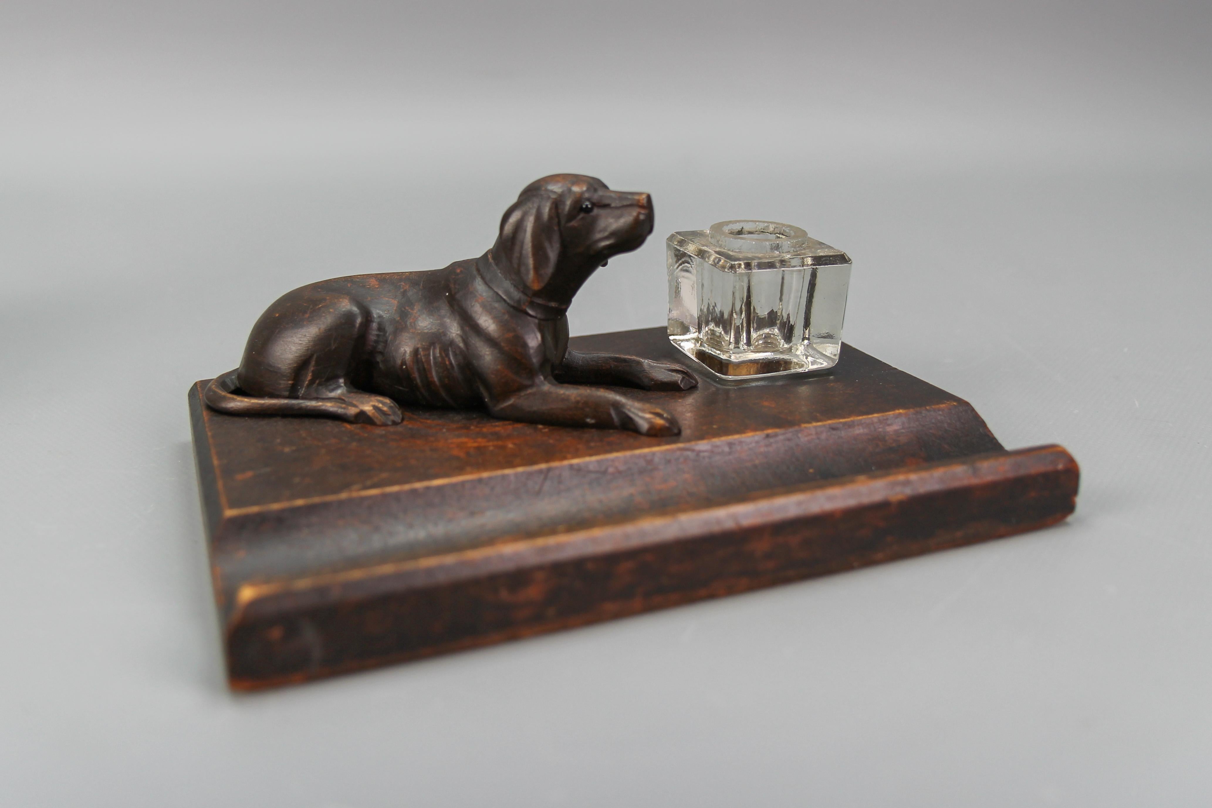 Hand-Carved Wooden and Glass Inkwell with Dog Figure, 1920s For Sale 7