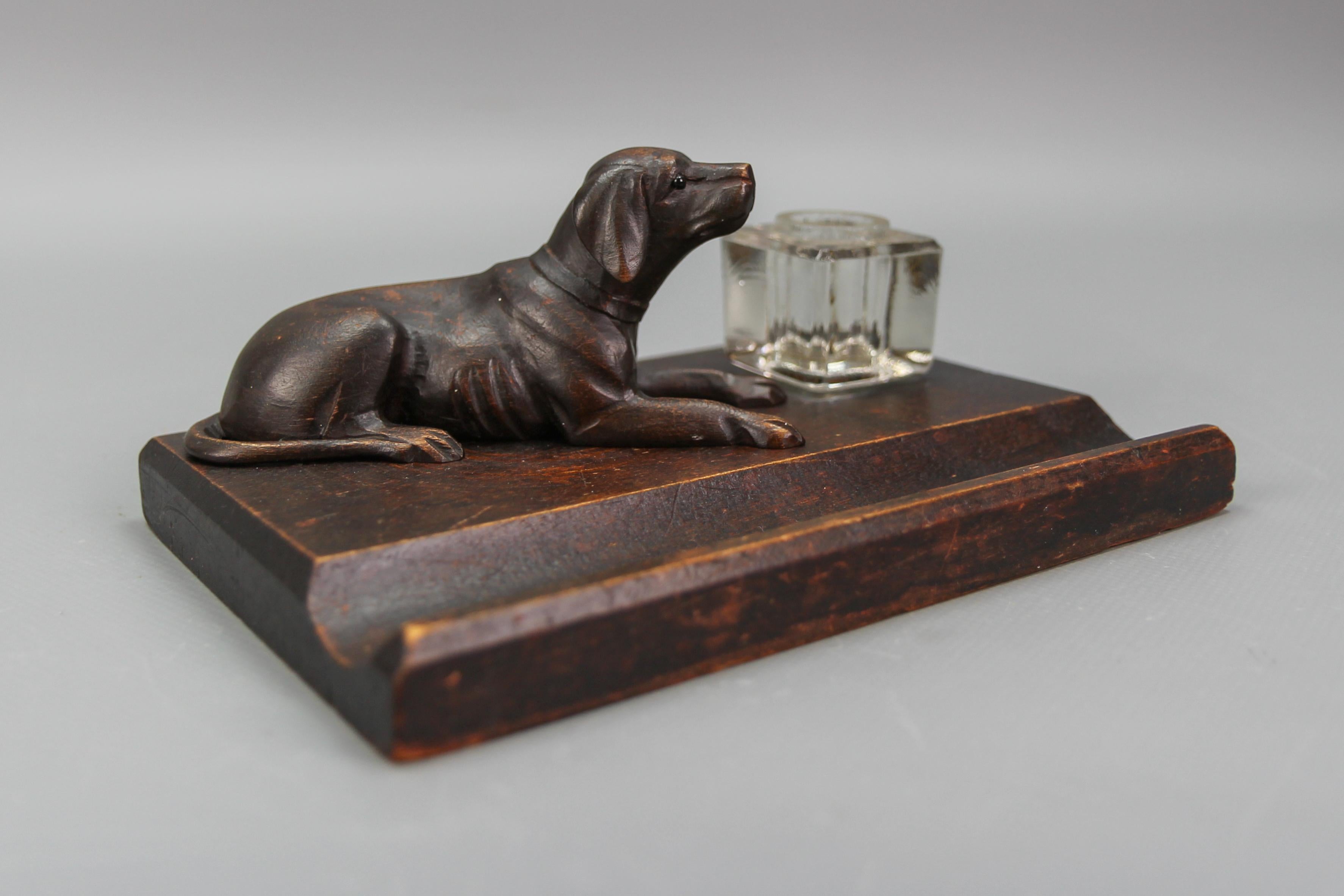 Early 20th Century Hand-Carved Wooden and Glass Inkwell with Dog Figure, 1920s For Sale