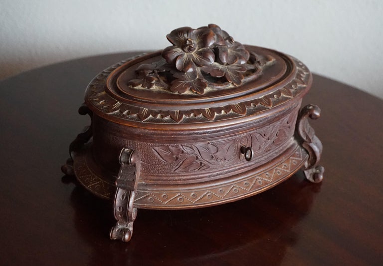 Hand Carved Wooden Antique Black Forest Jewelry Box With Blue Velvet Interior For Sale 5