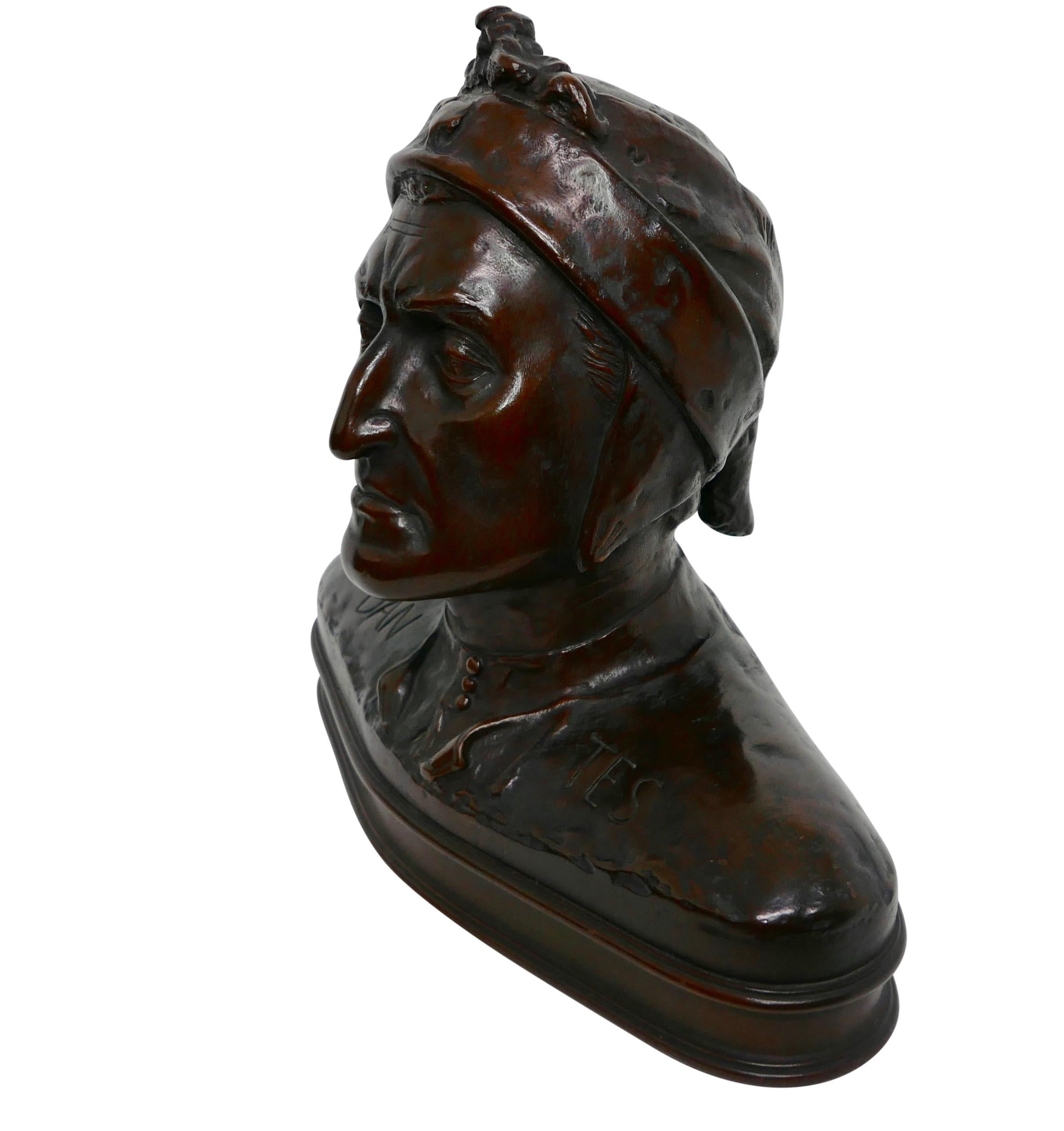 Hand Carved Wooden Bust Sculpture of Dantes, Early 20th Century 7