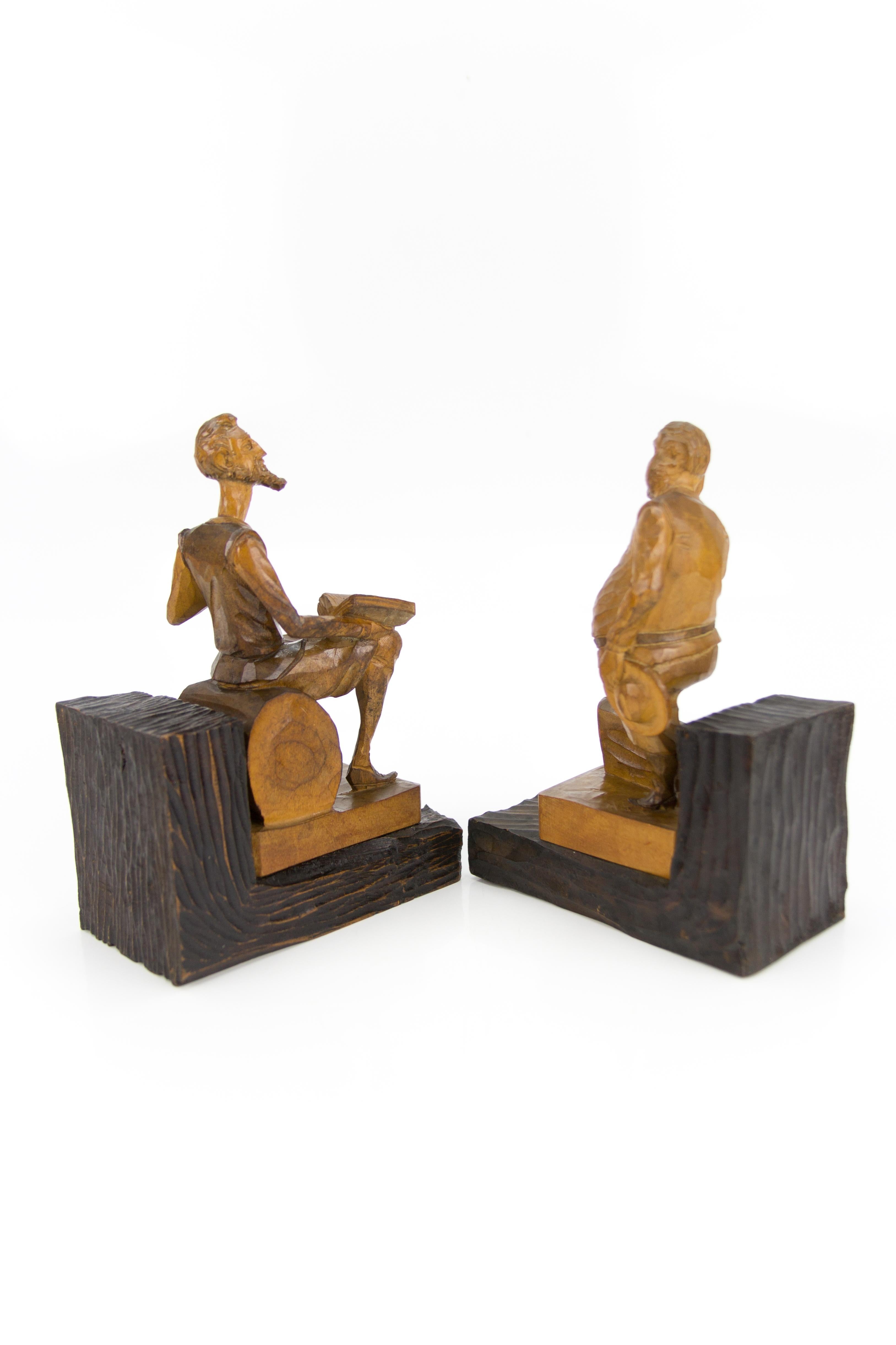 Handgeschnitzte Holzskulptur-Buchstützen aus Don Quixote und Sancho Panza-Skulptur im Angebot 12